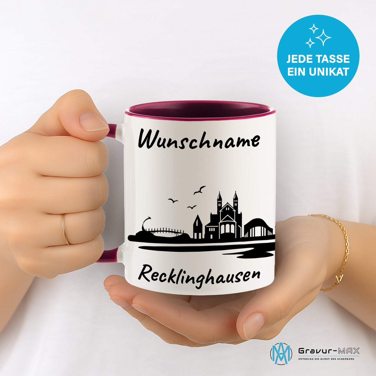 Tasse in Bordeauxrot 330ml bedruckt mit der Skyline von Recklinghausen personalisierbar mit Wunschname