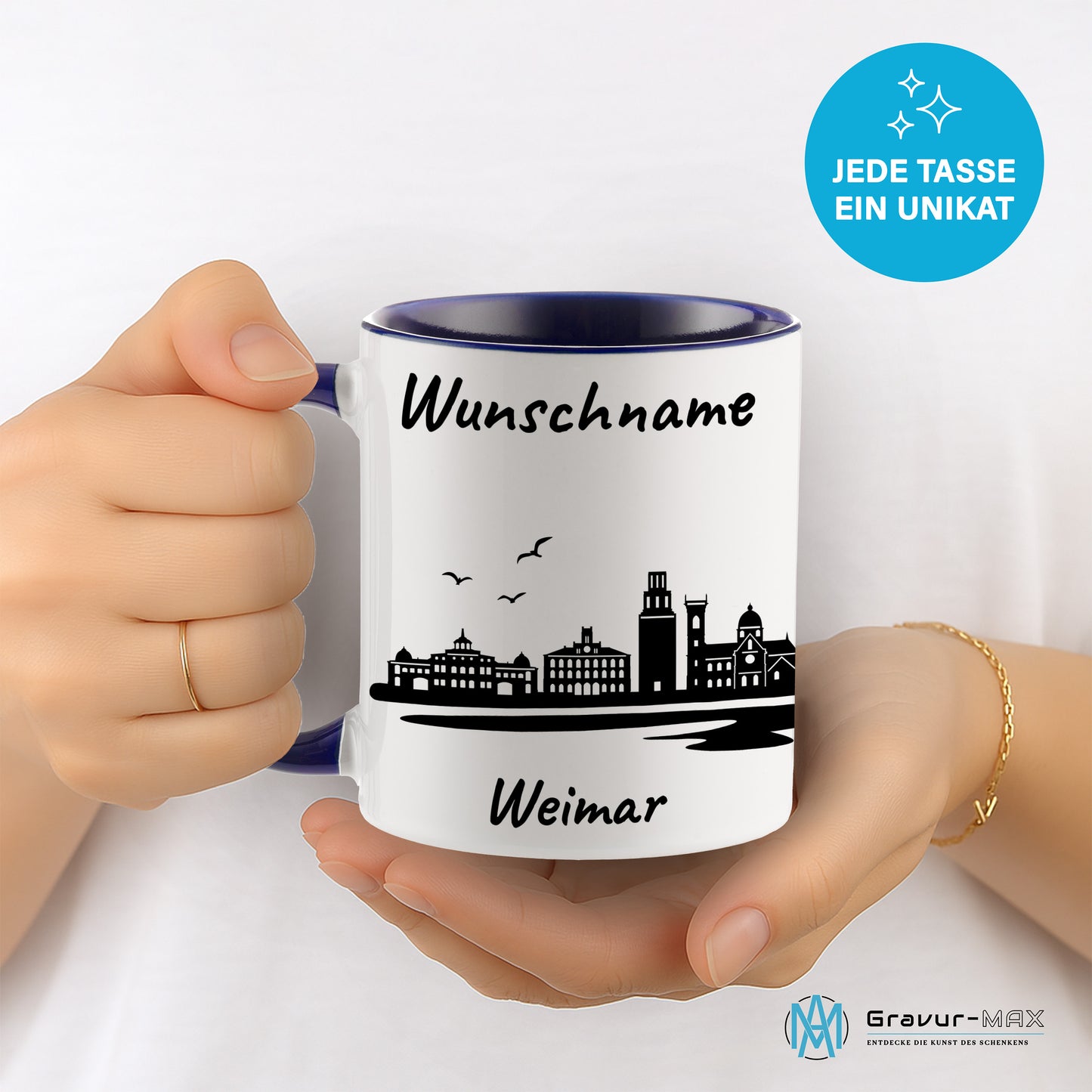 Tasse in Dunkelblau 330ml bedruckt mit der Skyline von Weimar personalisierbar mit Wunschname