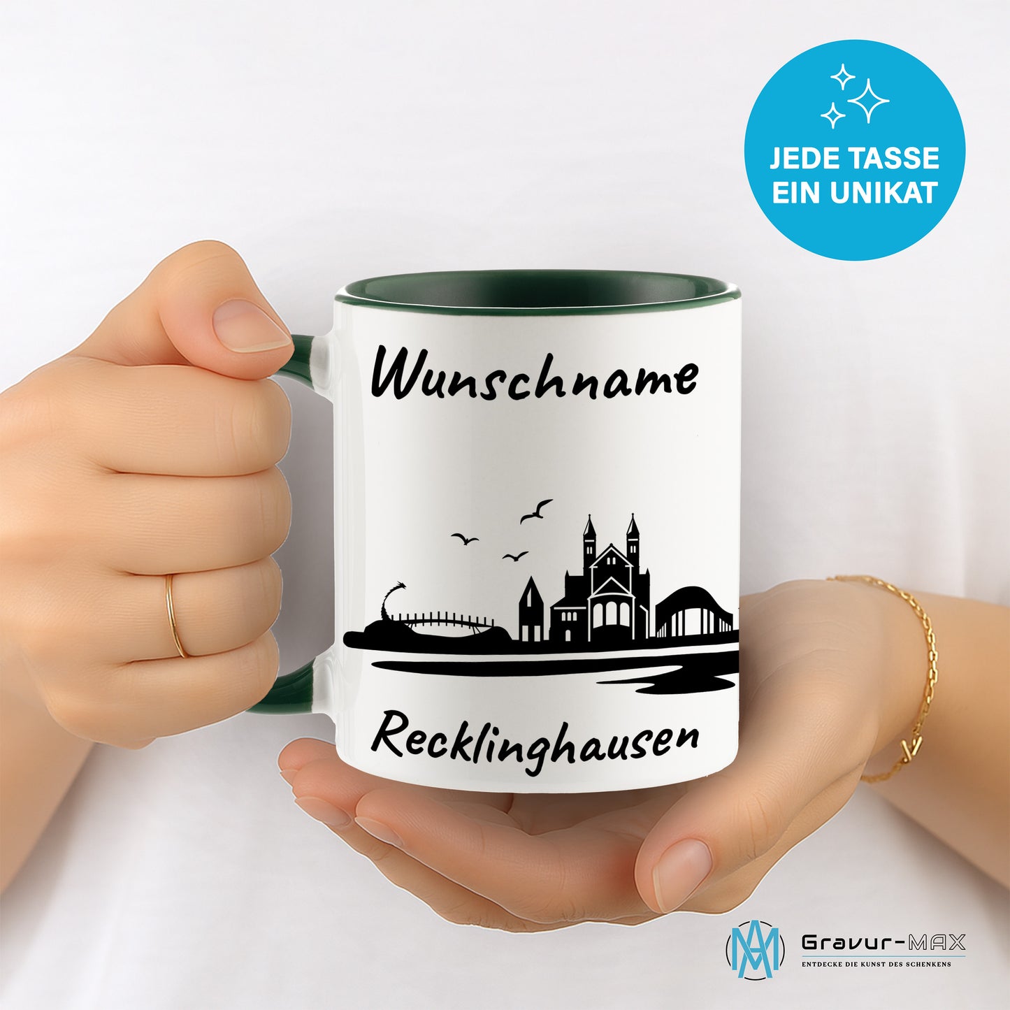 Tasse in Dunkelgrün 330ml bedruckt mit der Skyline von Recklinghausen personalisierbar mit Wunschname