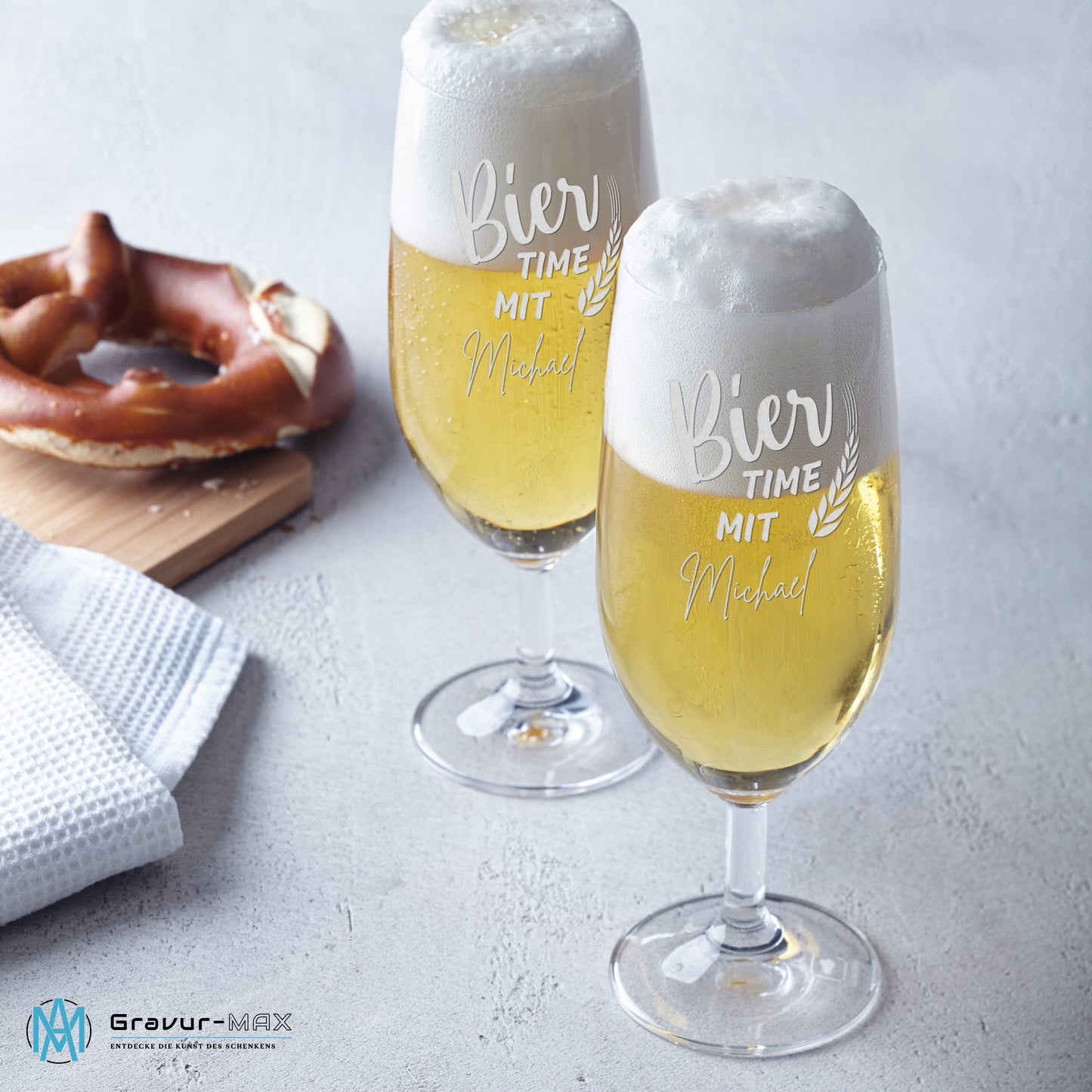 Bierglas mit Gravur Leonardo Daily Pilsglas "Bier time mit" 2 Gläser mit Wunschname