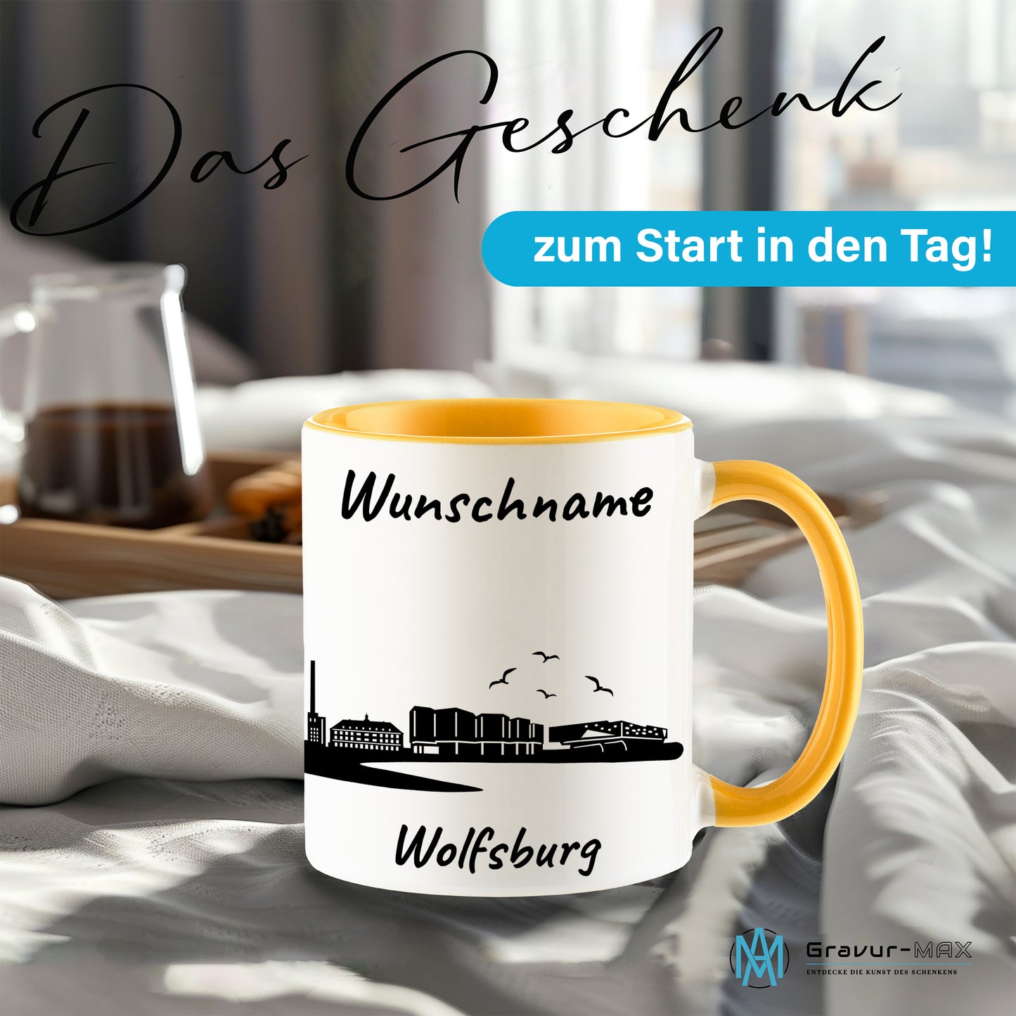 Tasse in Goldgelb 330ml bedruckt mit der Skyline von Wolfsburg personalisierbar mit Wunschname