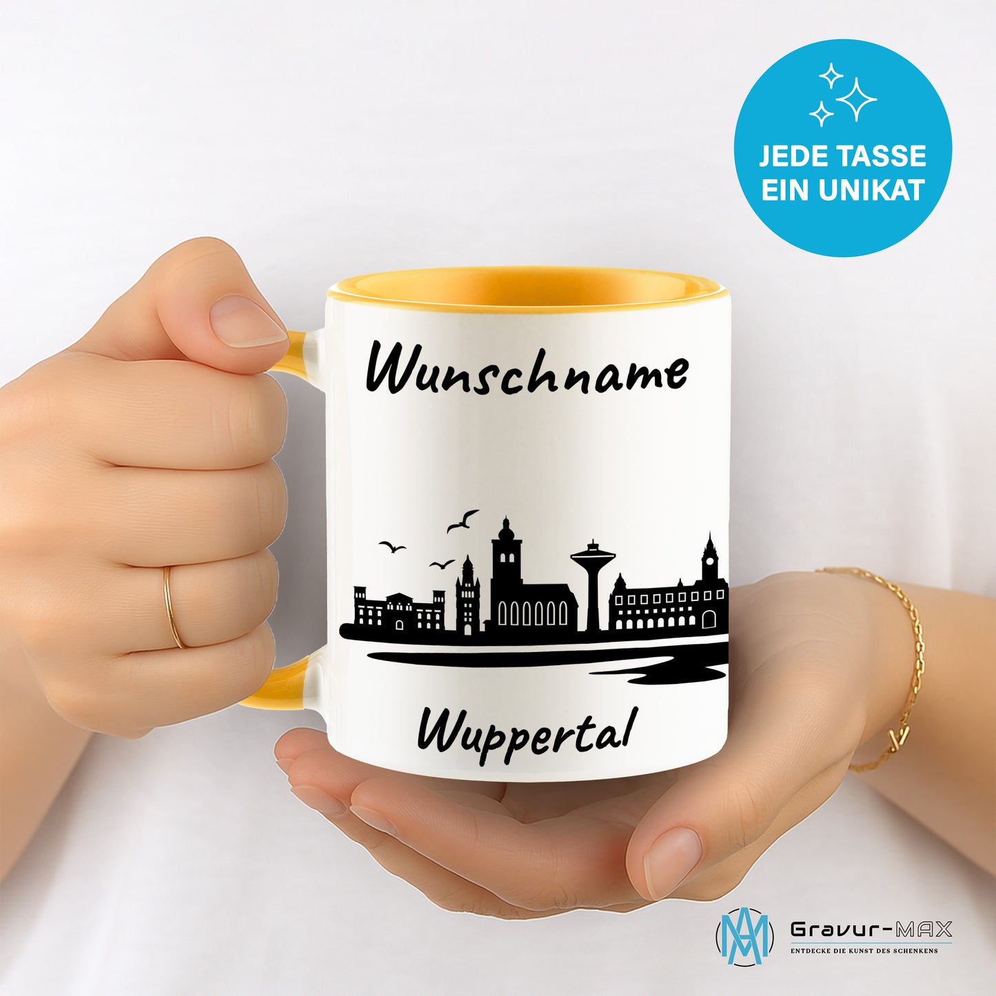 Tasse in Goldgelb 330ml bedruckt mit der Skyline von Wuppertal personalisierbar mit Wunschname