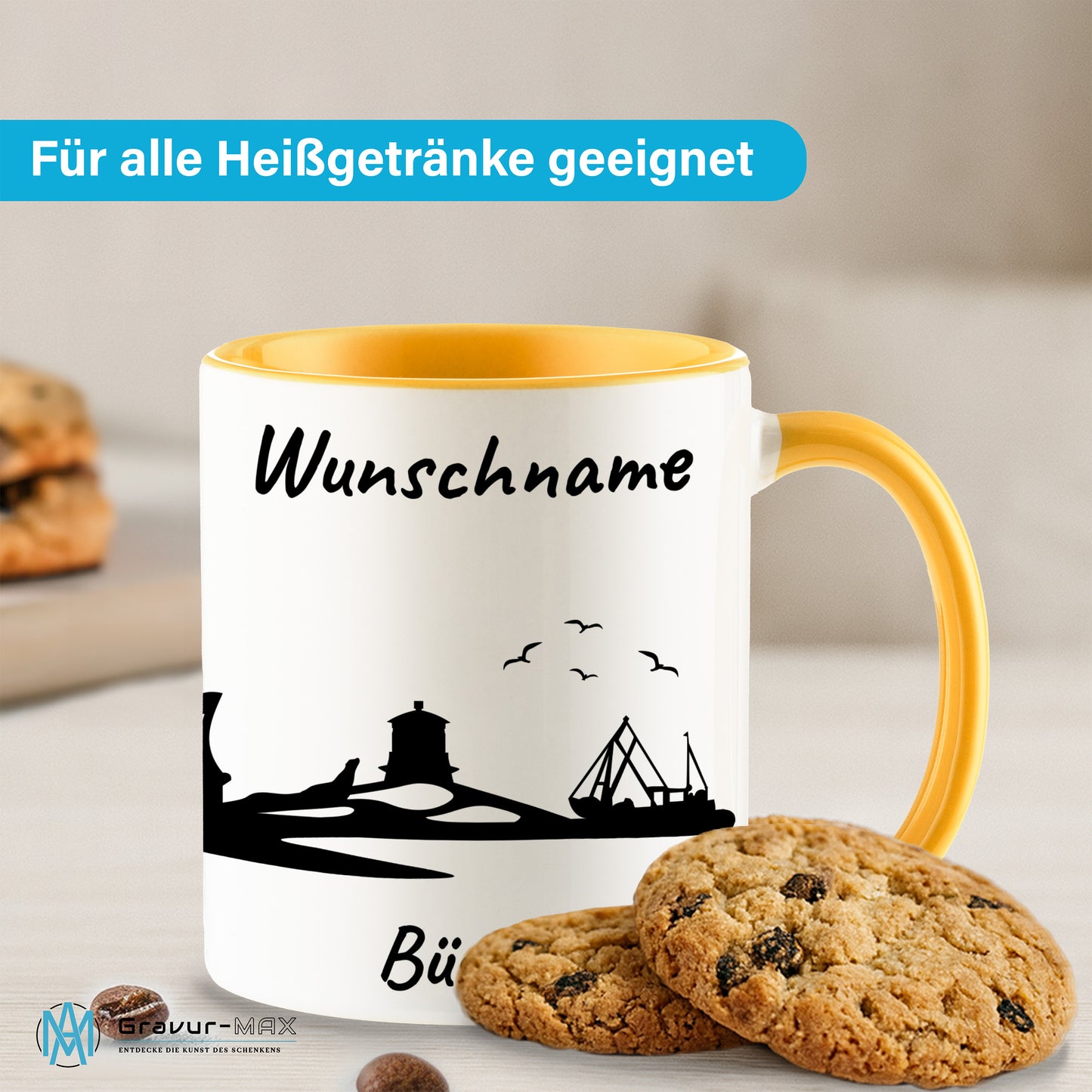Tasse in Goldgelb 330ml bedruckt mit der Skyline von Büsum personalisierbar mit Wunschname
