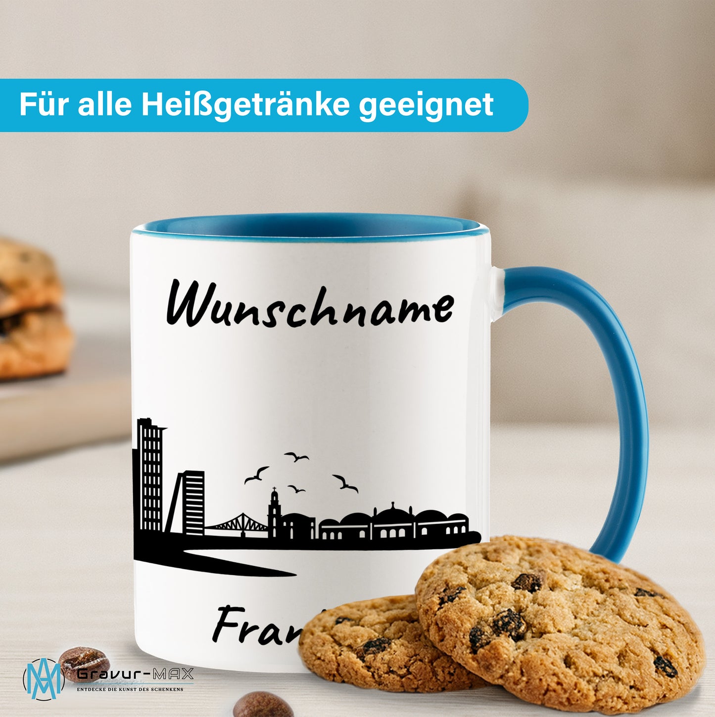 Tasse in Hellblau 330ml bedruckt mit der Skyline von Frankfurt personalisierbar mit Wunschname
