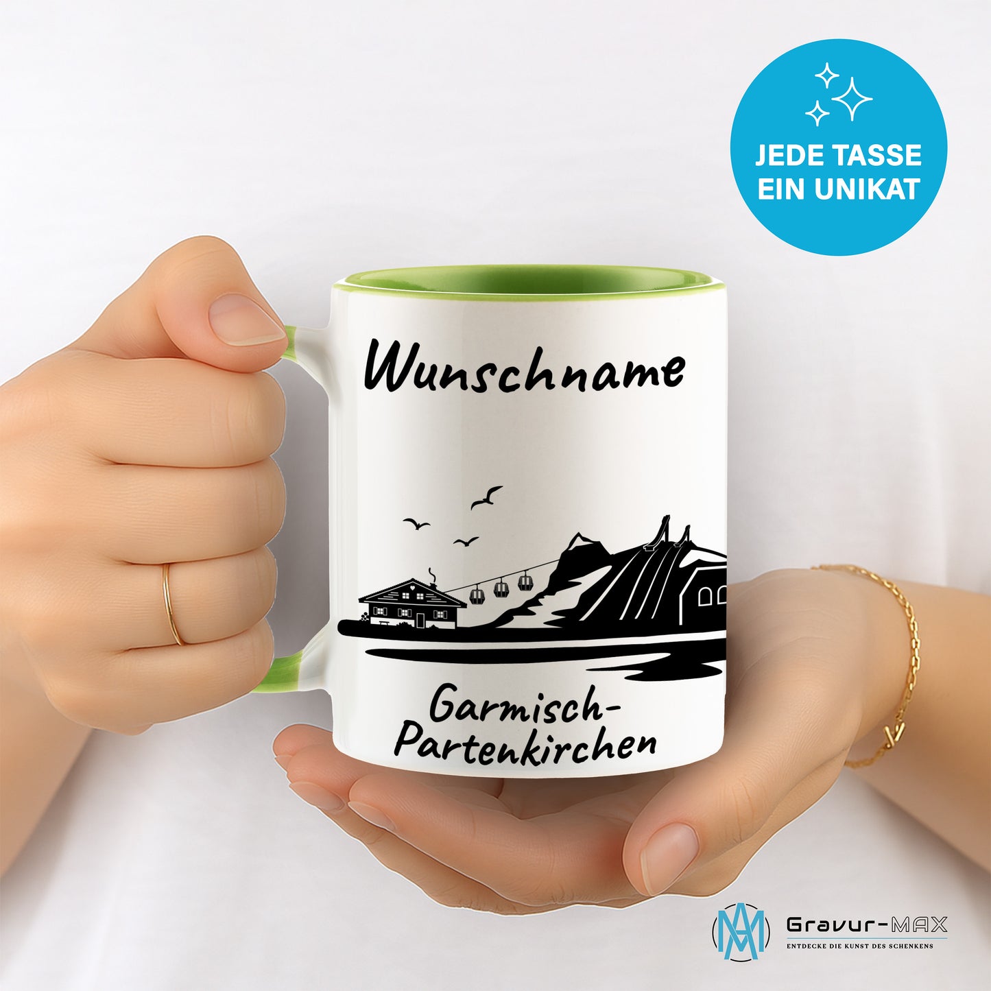 Tasse in Hellgrün 330ml bedruckt mit der Skyline von Garmisch-Partenkirchen personalisierbar mit Wunschname