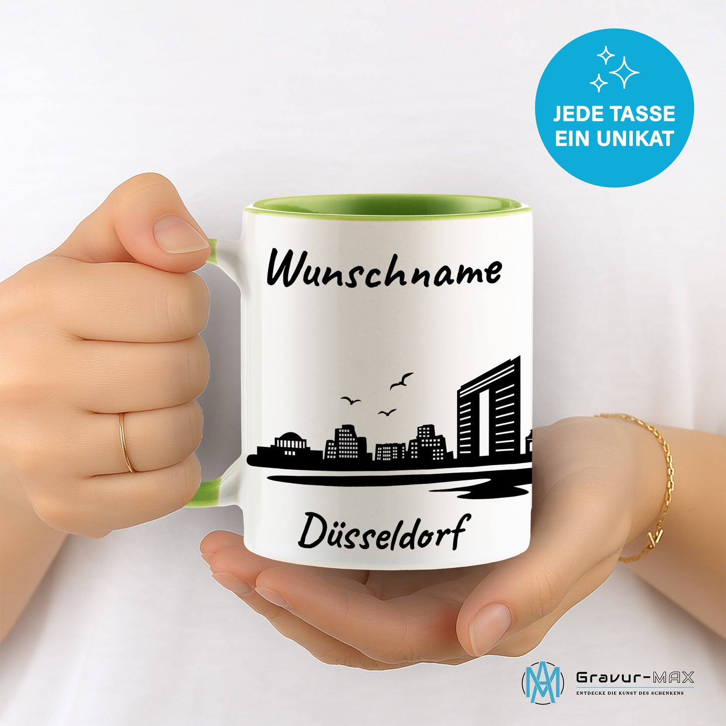Tasse in Hellgrün 330ml bedruckt mit der Skyline von Düsseldorf personalisierbar mit Wunschname