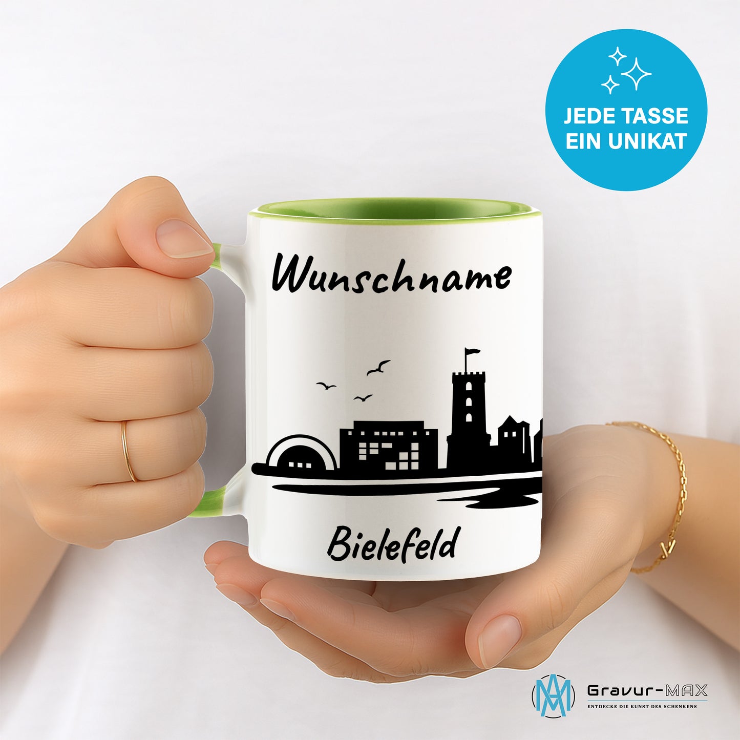 Tasse in Hellgrün 330ml bedruckt mit der Skyline von Bielefeld personalisierbar mit Wunschname