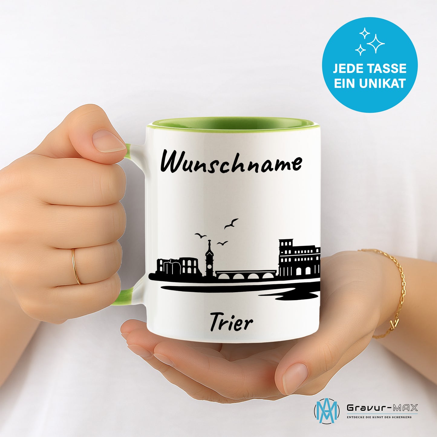 Tasse in Hellgrün 330ml bedruckt mit der Skyline von Trier personalisierbar mit Wunschname