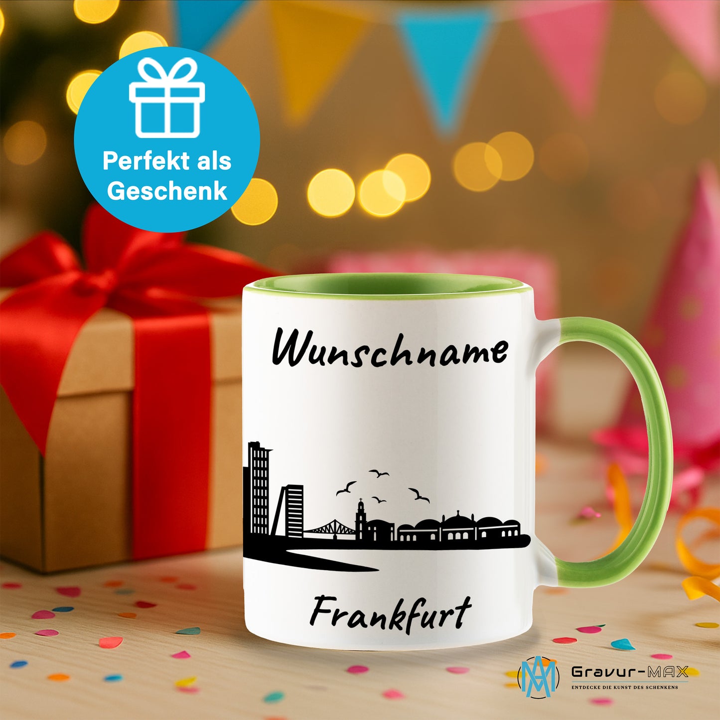 Tasse in Hellgrün 330ml bedruckt mit der Skyline von Frankfurt personalisierbar mit Wunschname