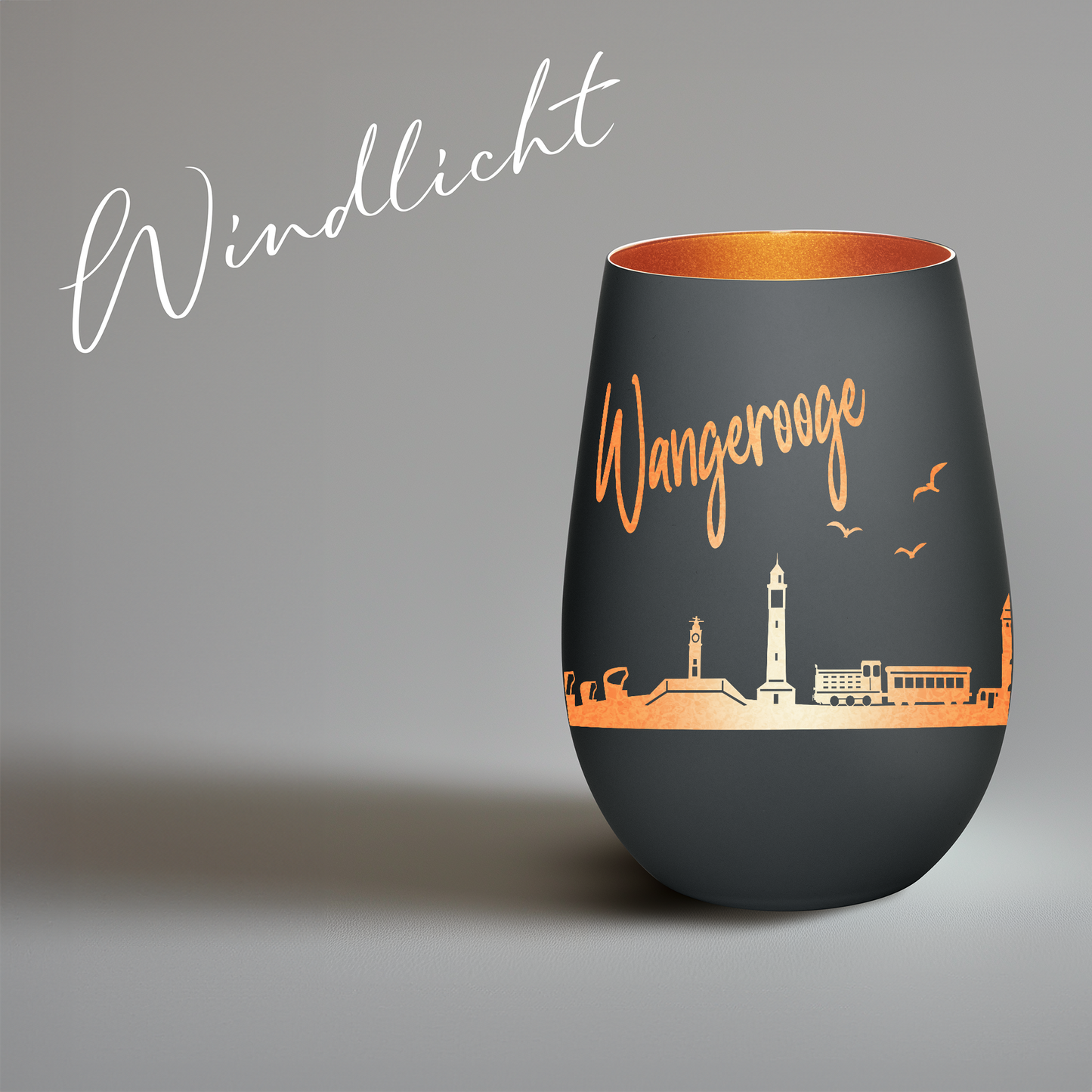 Hochwertiges Glas Windlicht mit Gravur "SKYLINE WANGEROOGE" in der Farbe Schwarz/Bronze