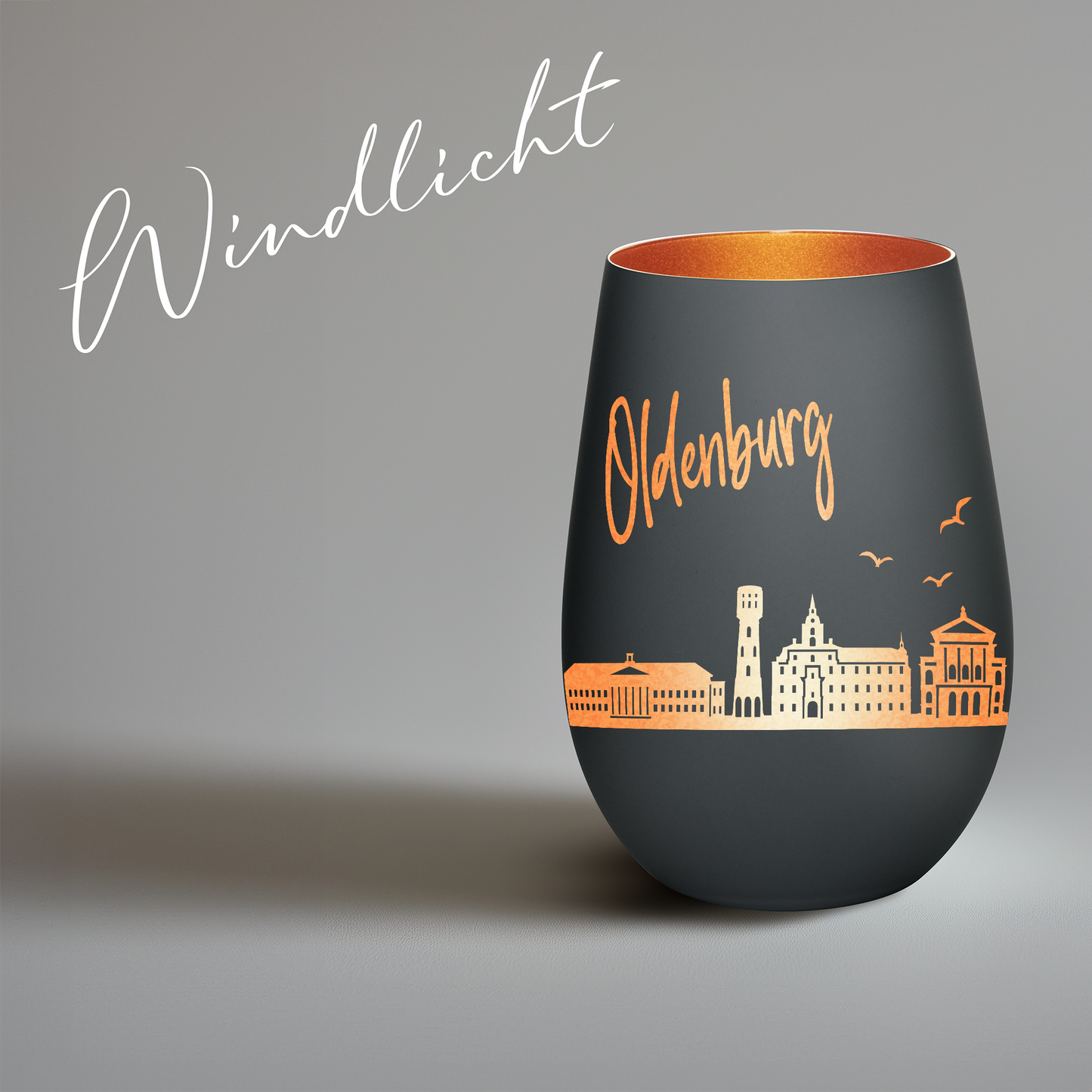 Hochwertiges Glas Windlicht mit Gravur "SKYLINE OLDENBURG" in der Farbe Schwarz/Bronze