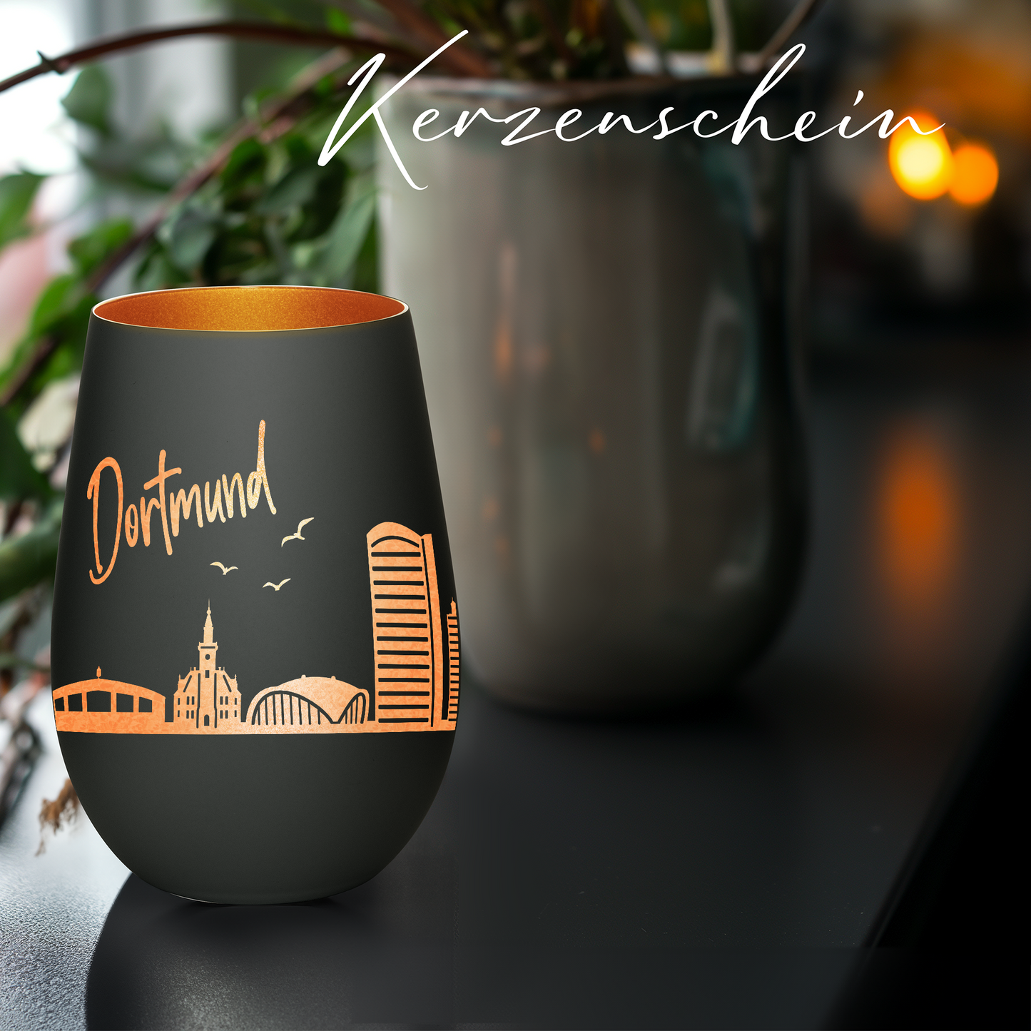 Hochwertiges Glas Windlicht mit Gravur "SKYLINE DORTMUND" in der Farbe Schwarz/Bronze