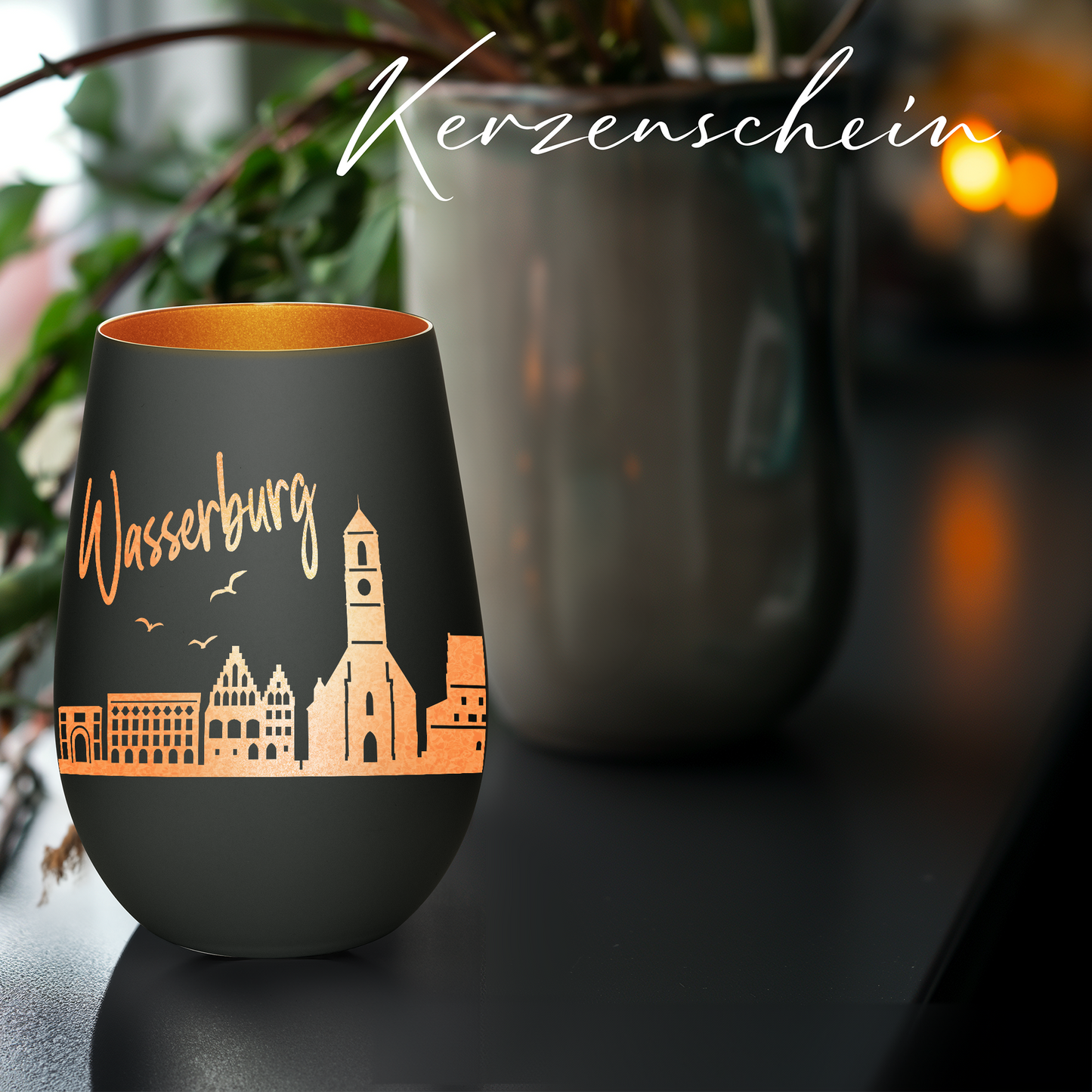 Hochwertiges Glas Windlicht mit Gravur "SKYLINE WASSERBURG" in der Farbe Schwarz/Bronze