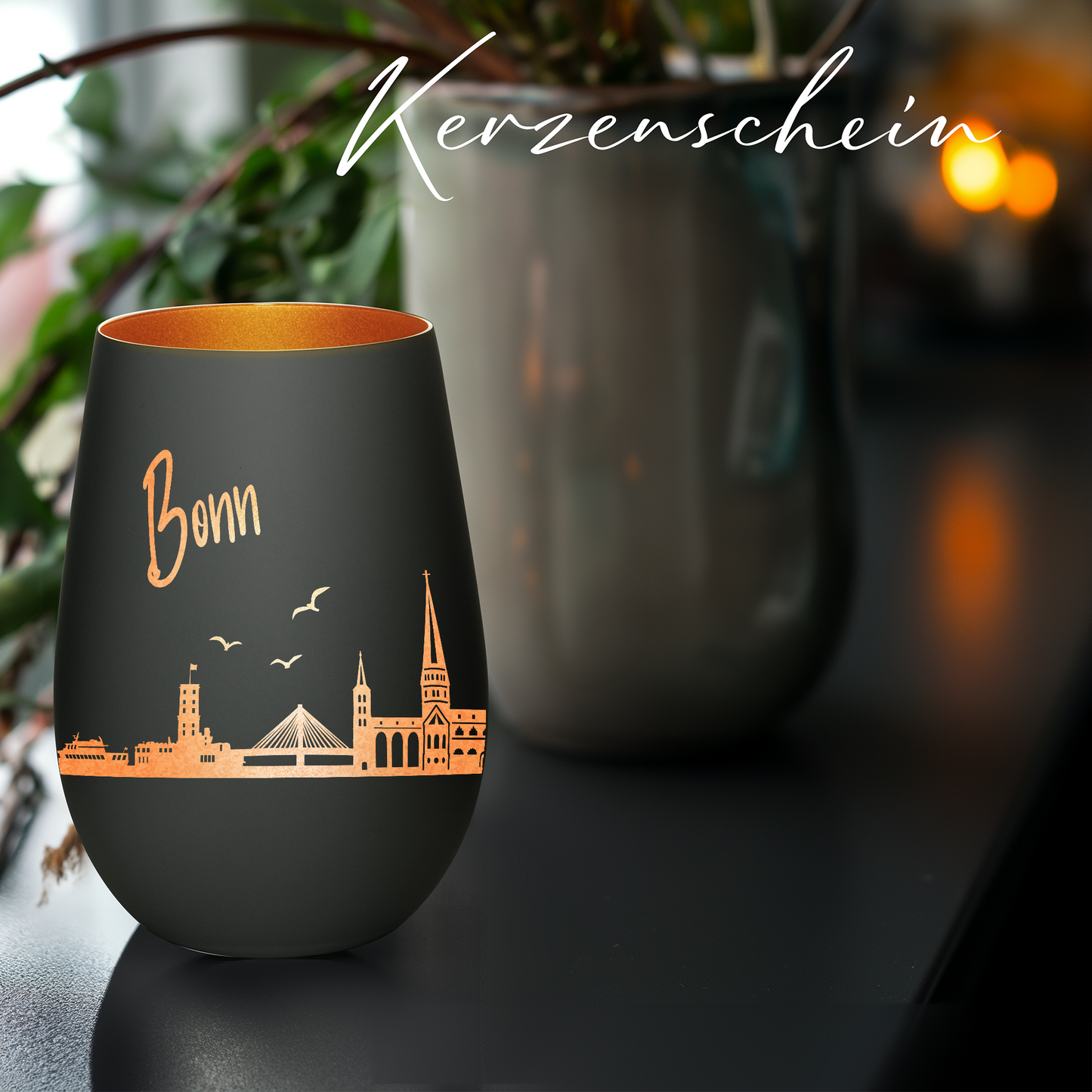 Hochwertiges Glas Windlicht mit Gravur "SKYLINE BONN" in der Farbe Schwarz/Bronze
