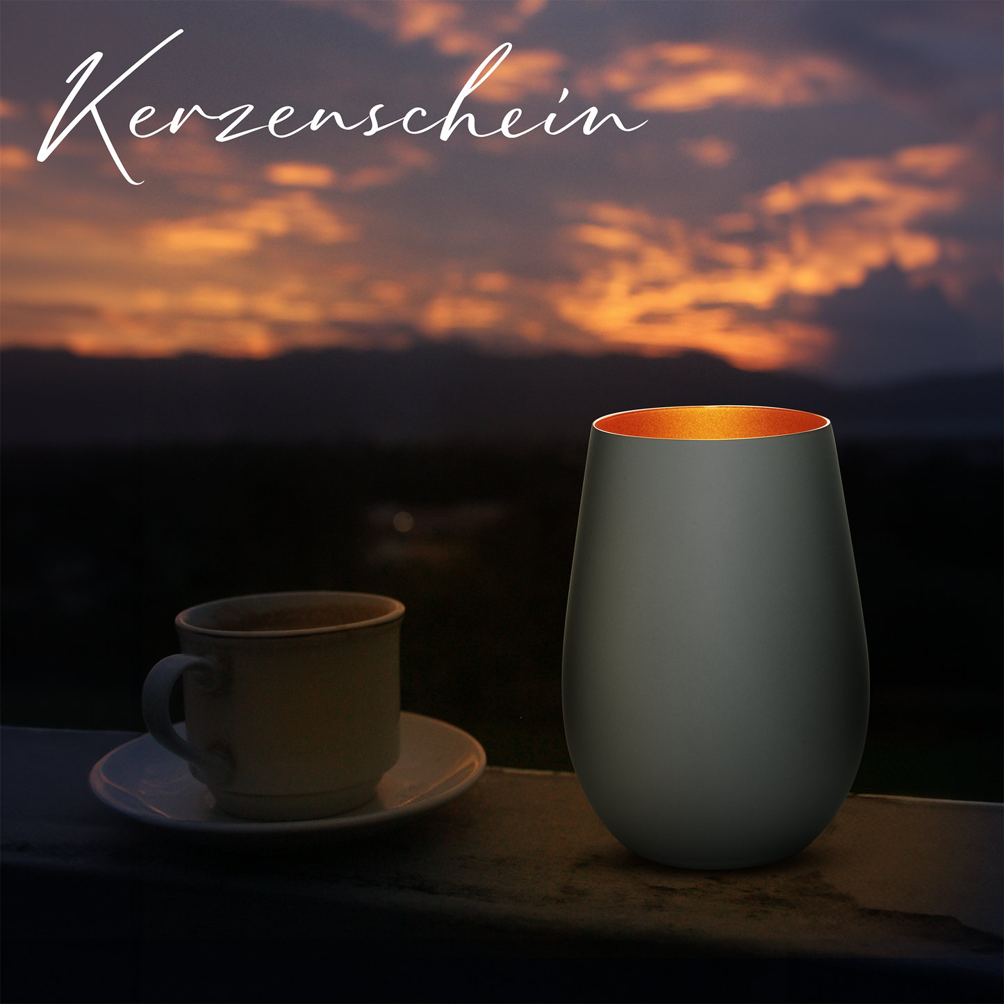 Hochwertiges Glas Windlicht mit Gravur "SKYLINE MÜNCHEN" in der Farbe Schwarz/Bronze