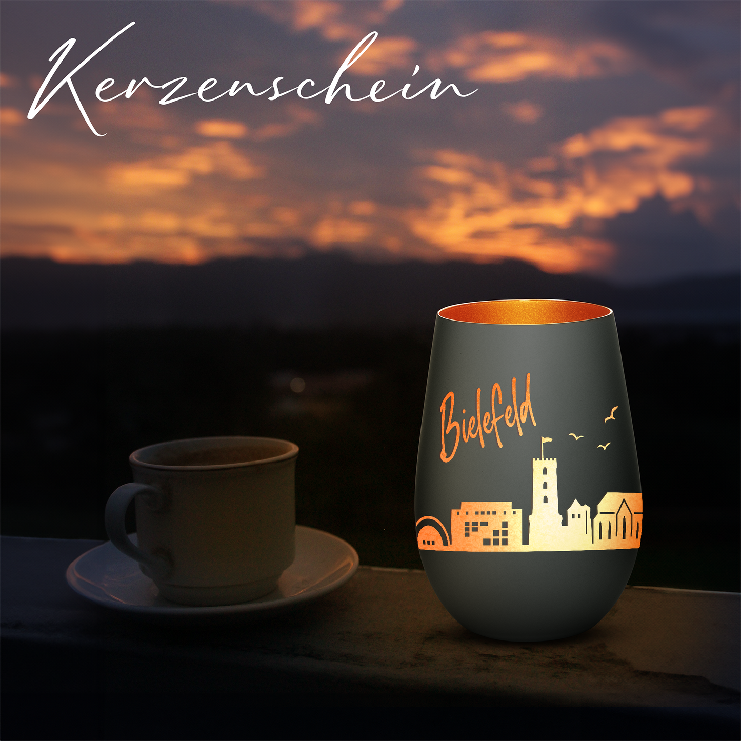 Hochwertiges Glas Windlicht mit Gravur "SKYLINE BIELEFELD" in der Farbe Schwarz/Bronze
