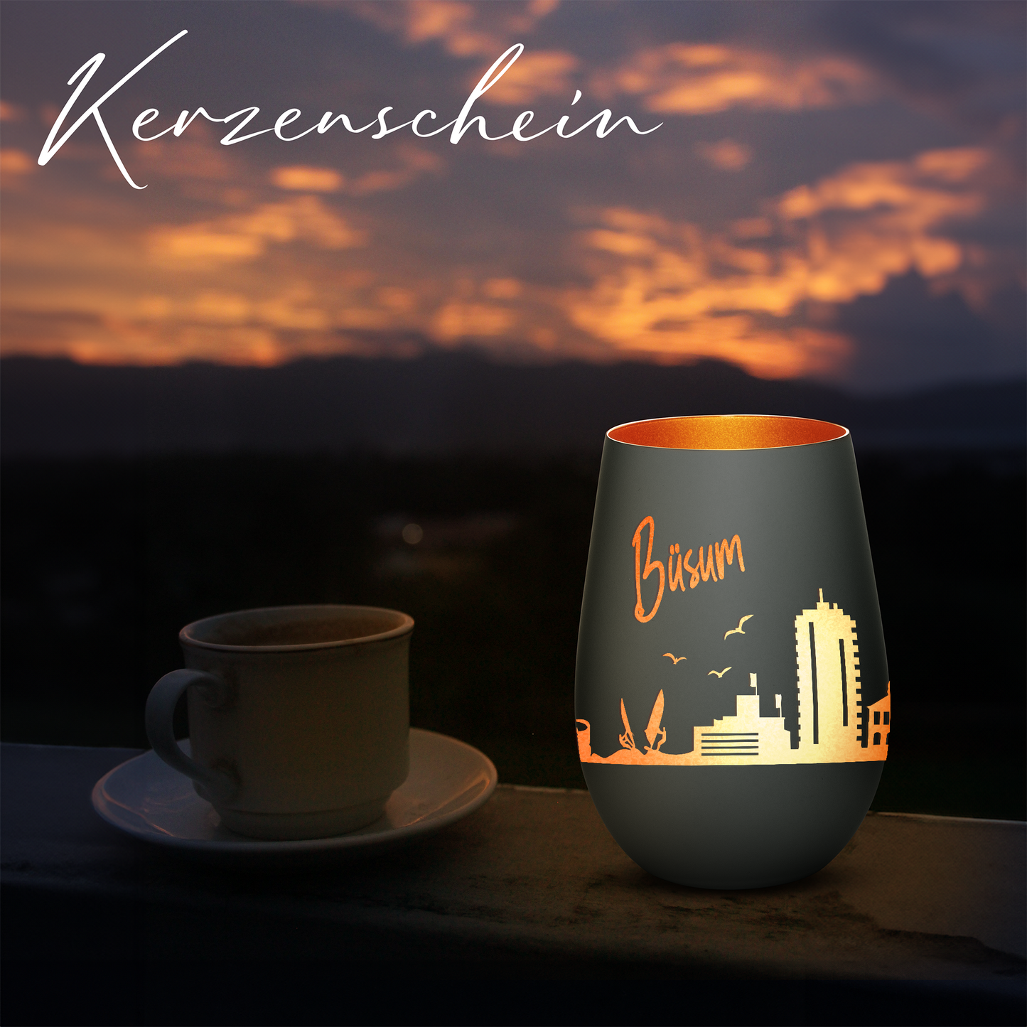 Hochwertiges Glas Windlicht mit Gravur "SKYLINE BÜSUM" in der Farbe Schwarz/Bronze