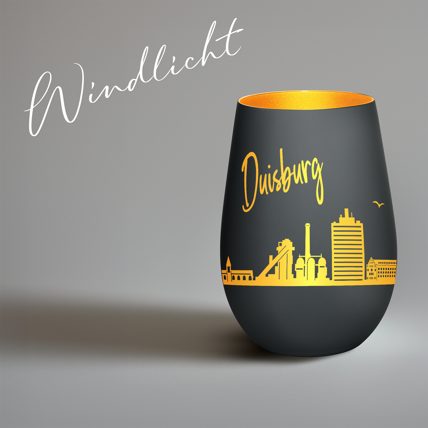 Hochwertiges Glas Windlicht mit Gravur "SKYLINE DUISBURG" in der Farbe Schwarz/Gold