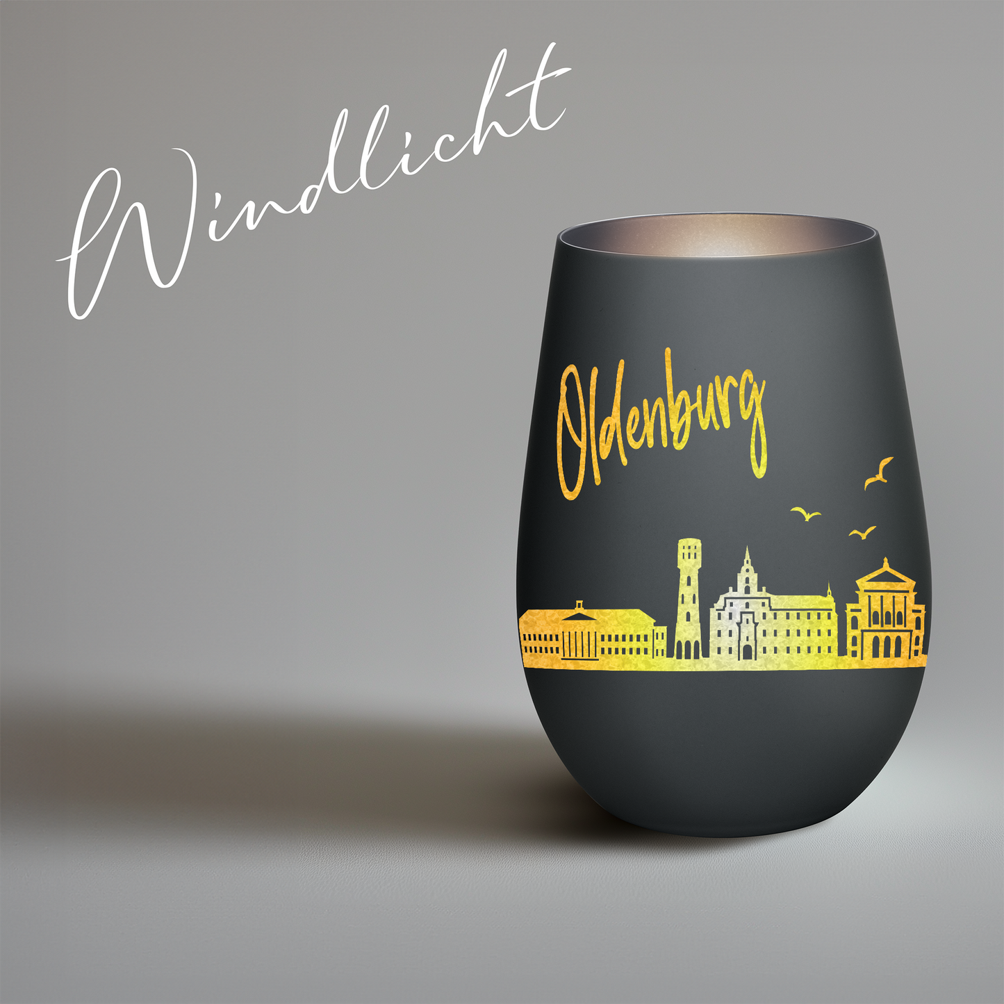 Hochwertiges Glas Windlicht mit Gravur "SKYLINE OLDENBURG" in der Farbe Schwarz/Silber