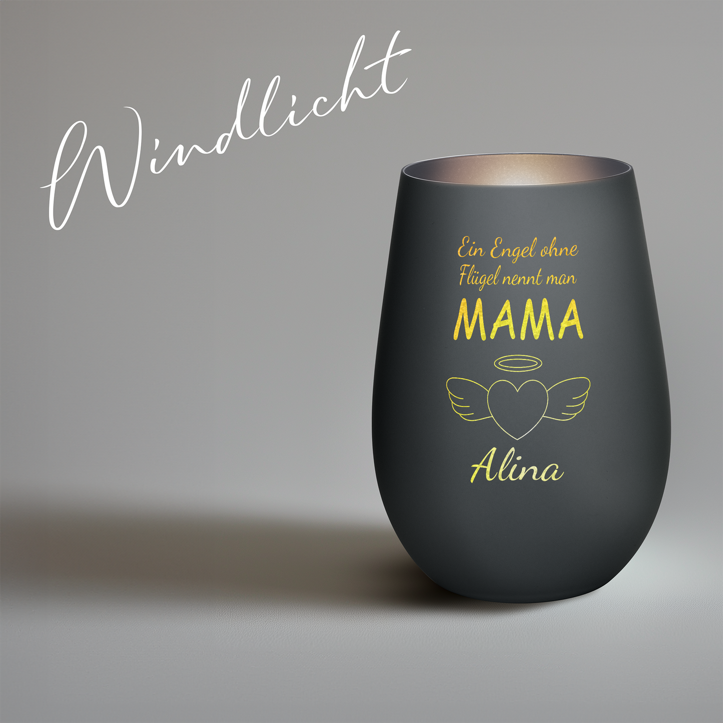 Hochwertiges Glas Windlicht mit Gravur "EIN ENGEL OHNE FLÜGEL NENNT MAN MAMA" mit Wunschname in der Farbe Schwarz/Silber