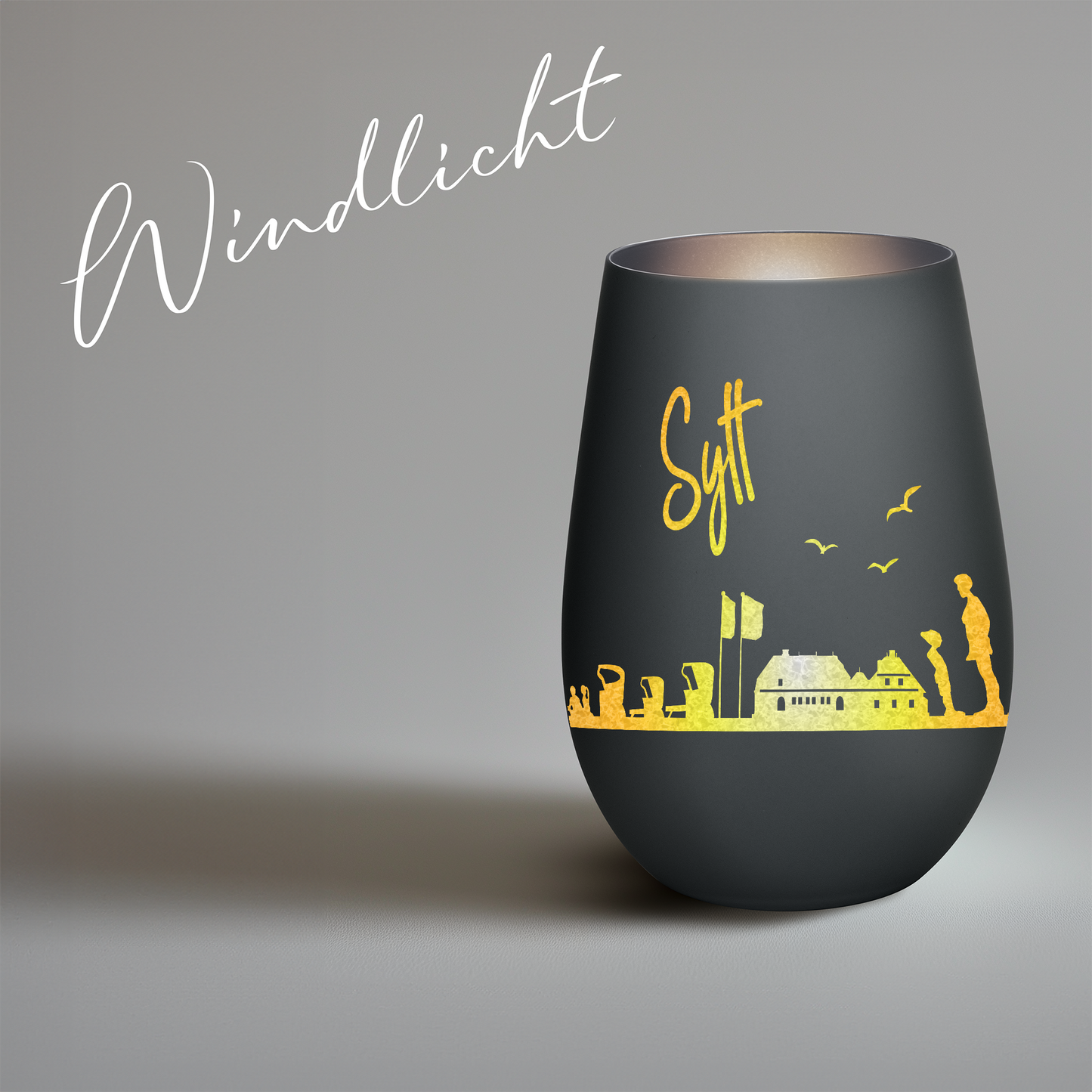 Hochwertiges Glas Windlicht mit Gravur "SKYLINE SYLT" in der Farbe Schwarz/Silber