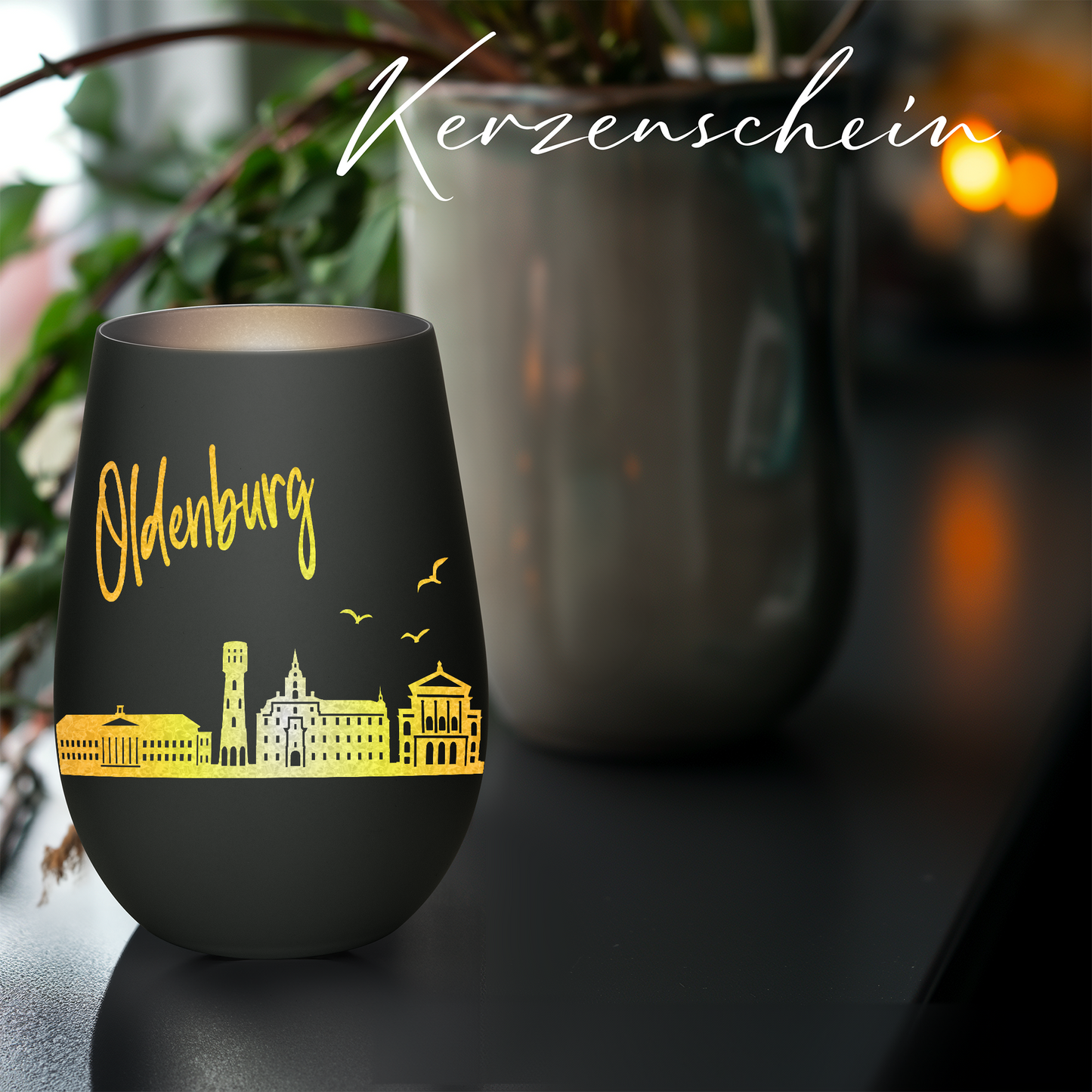 Hochwertiges Glas Windlicht mit Gravur "SKYLINE OLDENBURG" in der Farbe Schwarz/Silber
