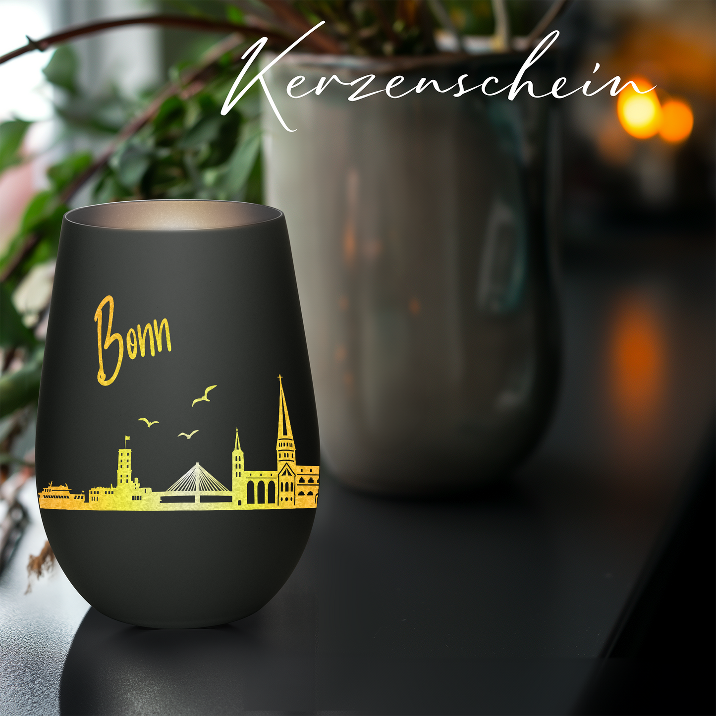 Hochwertiges Glas Windlicht mit Gravur "SKYLINE BONN" in der Farbe Schwarz/Silber