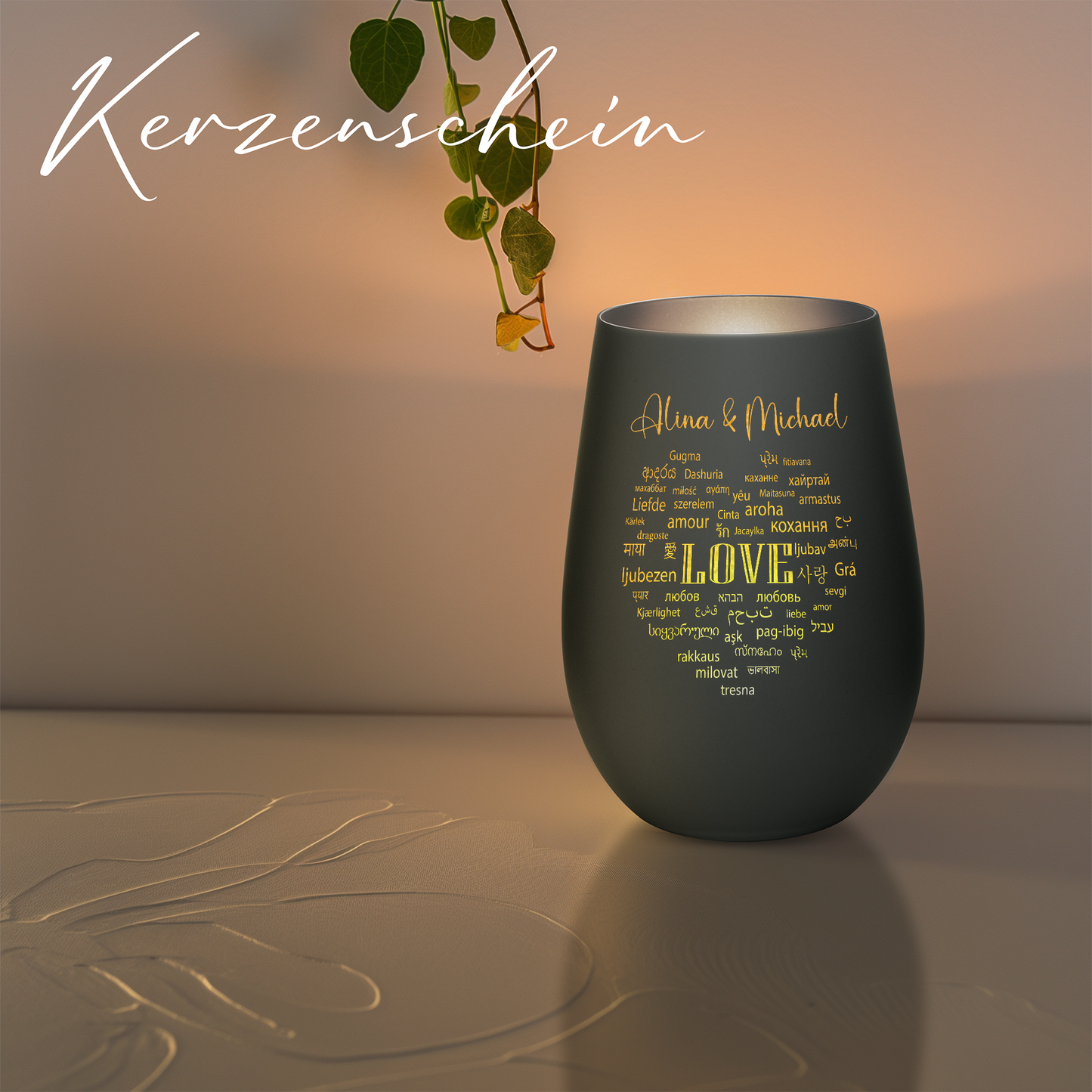 Hochwertiges Glas Windlicht mit Gravur "LIEBE IN ALLEN SPRACHEN" mit Wunschnamen in der Farbe Schwarz/Silber