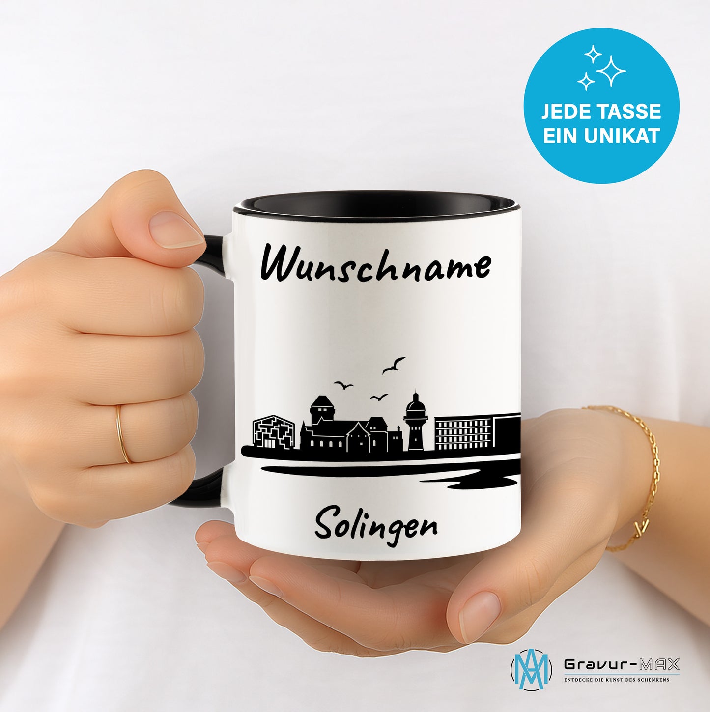 Tasse in Schwarz 330ml bedruckt mit der Skyline von Solingen personalisierbar mit Wunschname