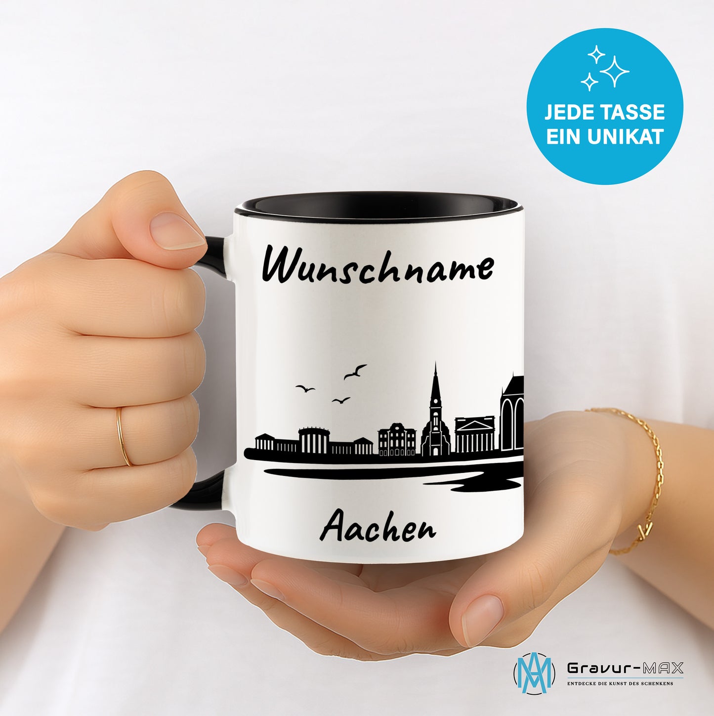 Tasse in Schwarz 330ml bedruckt mit der Skyline von Aachen personalisierbar mit Wunschname
