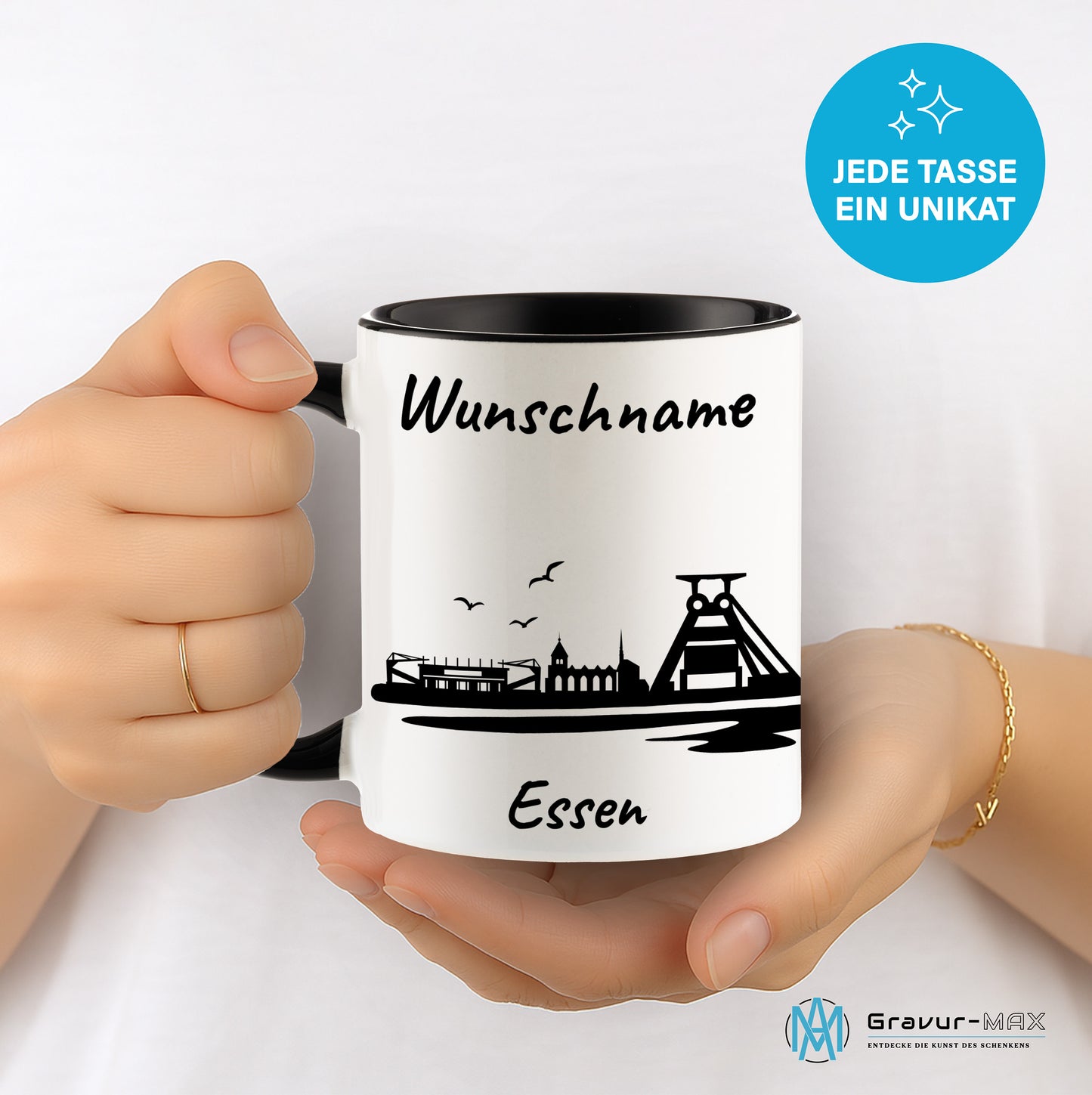 Tasse in Schwarz 330ml bedruckt mit der Skyline von Essen personalisierbar mit Wunschname