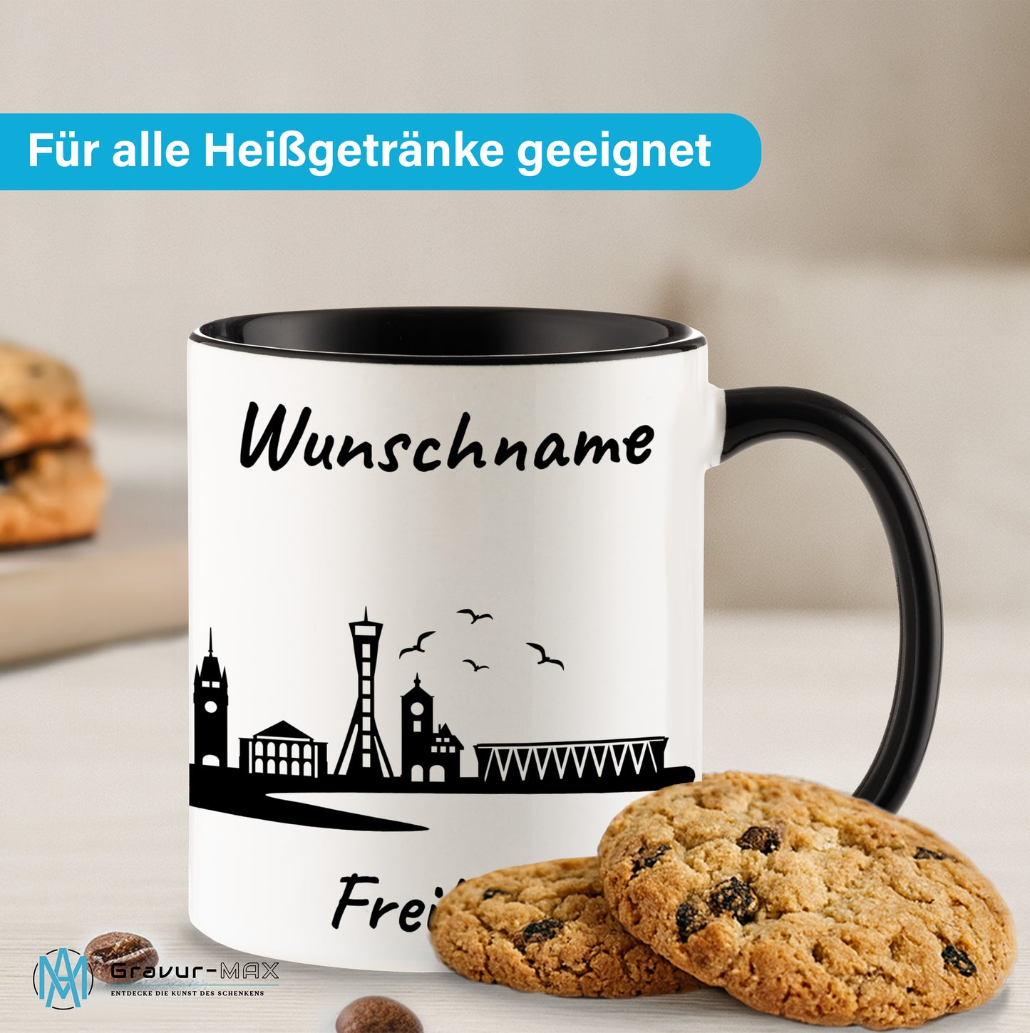 Tasse in Schwarz 330ml bedruckt mit der Skyline von Freiburg personalisierbar mit Wunschname