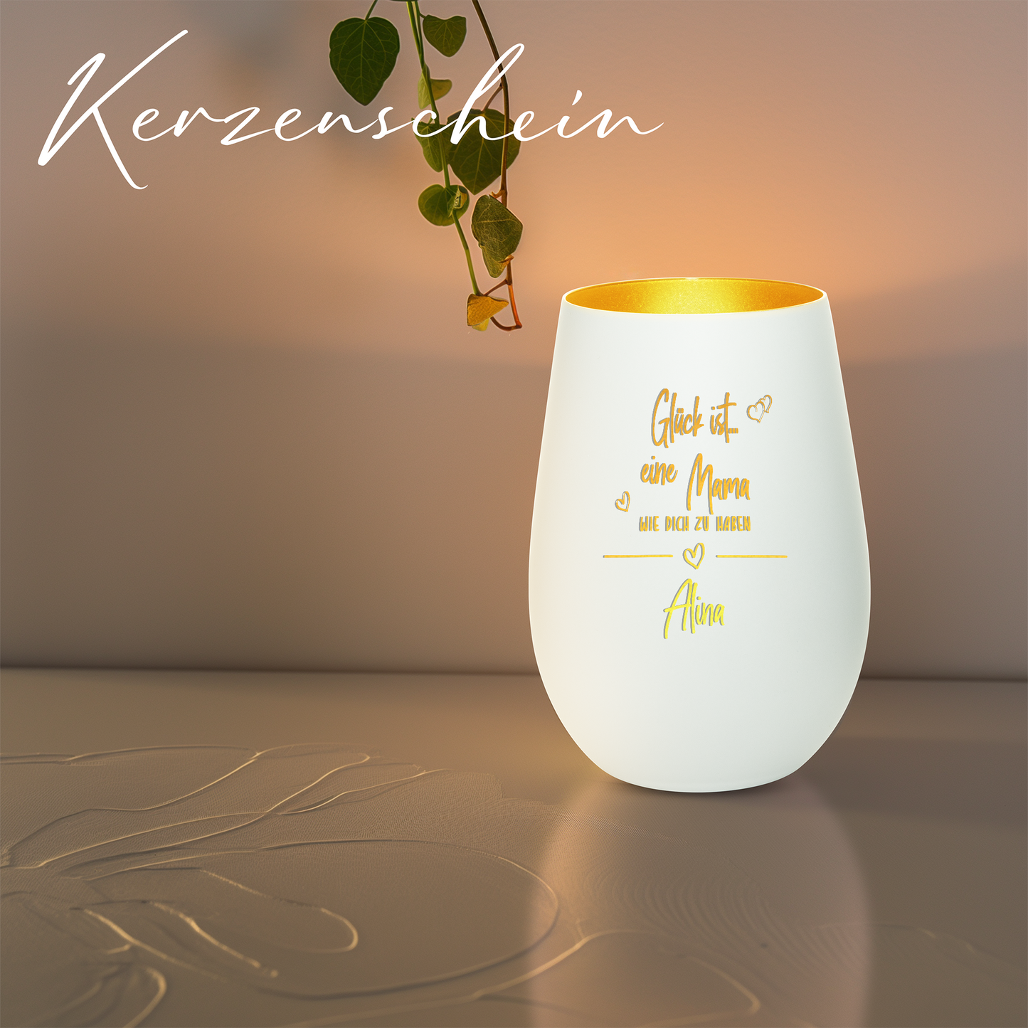 Hochwertiges Glas Windlicht mit Gravur "GLÜCK IST EINE MAMA WIE DICH ZU HABEN" mit Wunschname in der Farbe Weiß/Gold