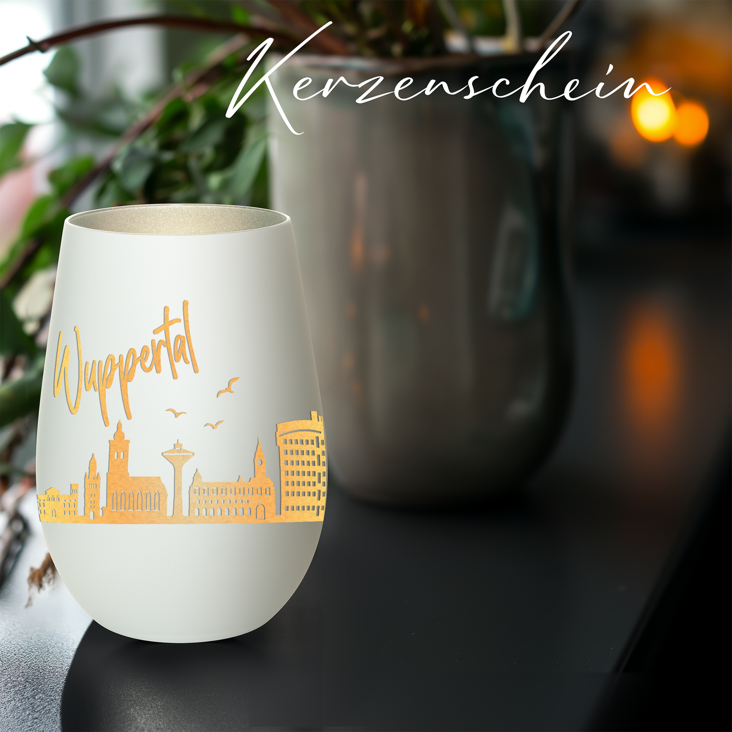 Hochwertiges Glas Windlicht mit Gravur "SKYLINE WUPPERTAL" in der Farbe Weiß/Silber