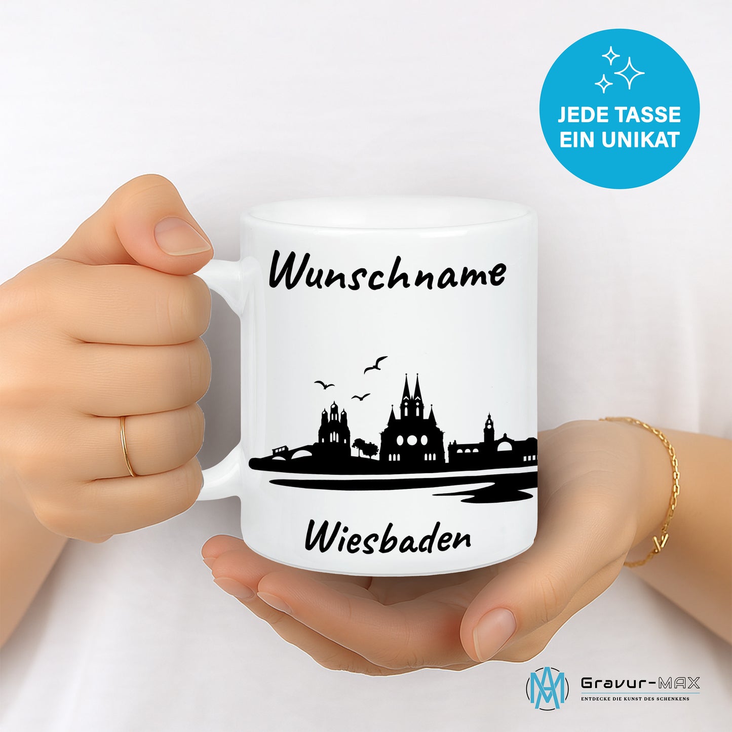 Tasse in Weiß 330ml bedruckt mit der Skyline von Wiesbaden personalisierbar mit Wunschname
