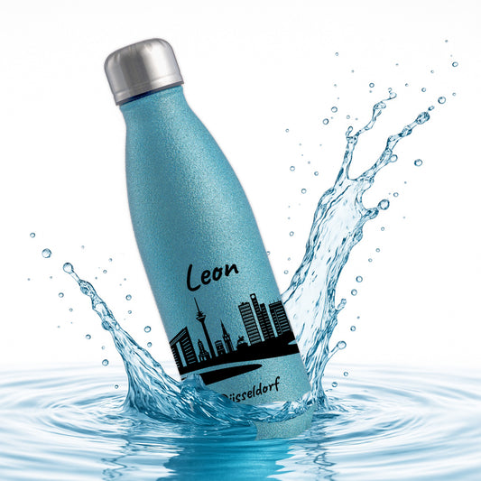 Glitzer Trinkflasche in Blau 500ml aus Edelstahl bedruckt mit der Skyline von Düsseldorf personalisierbar mit Wunschname