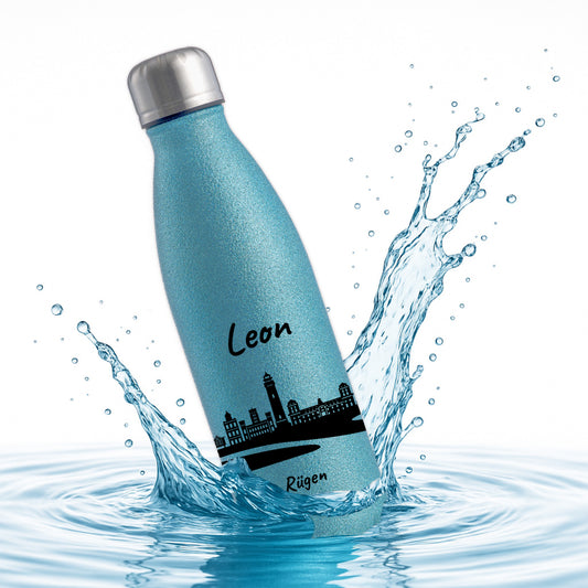 Glitzer Trinkflasche in Blau 500ml aus Edelstahl bedruckt mit der Skyline von Rügen personalisierbar mit Wunschname