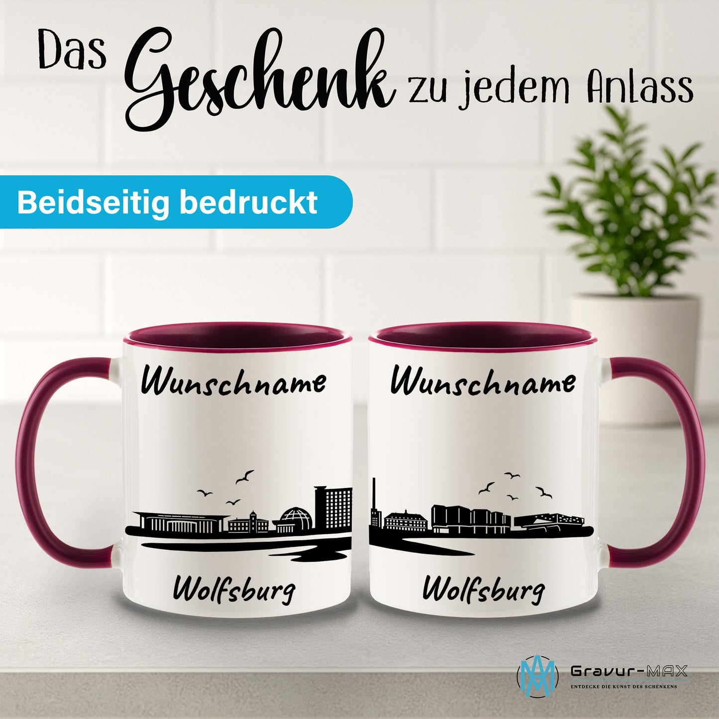 Tasse in Bordeauxrot 330ml bedruckt mit der Skyline von Wolfsburg personalisierbar mit Wunschname