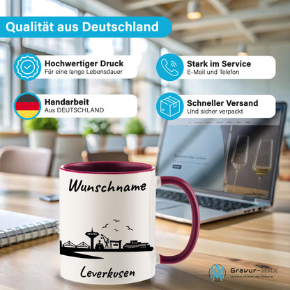 Tasse in Bordeauxrot 330ml bedruckt mit der Skyline von Leverkusen personalisierbar mit Wunschname