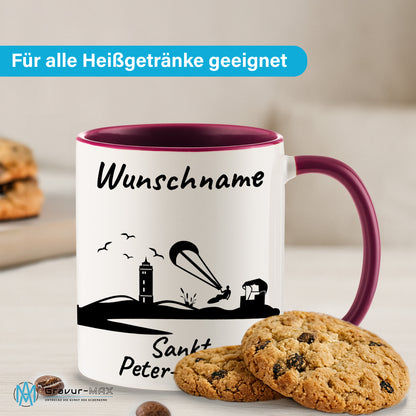 Tasse in Bordeauxrot 330ml bedruckt mit der Skyline von Sankt Peter-Ording personalisierbar mit Wunschname