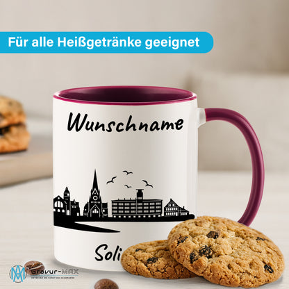 Tasse in Bordeauxrot 330ml bedruckt mit der Skyline von Solingen personalisierbar mit Wunschname