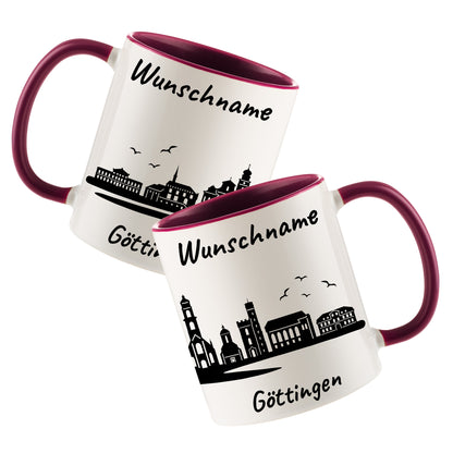 Tasse in Bordeauxrot 330ml bedruckt mit der Skyline von Göttingen personalisierbar mit Wunschname