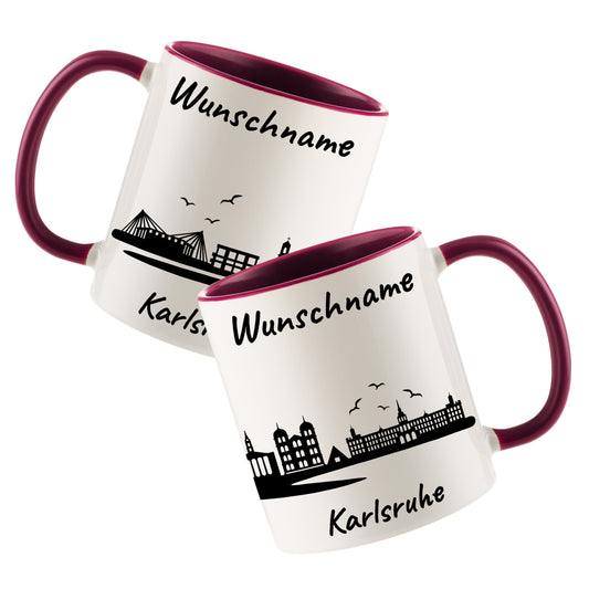 Tasse in Bordeauxrot 330ml bedruckt mit der Skyline von Karlsruhe personalisierbar mit Wunschname