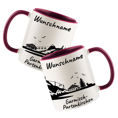 Tasse in Bordeauxrot 330ml bedruckt mit der Skyline von Garmisch-Partenkirchen personalisierbar mit Wunschname