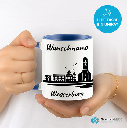 Tasse in Cambridge Blau 330ml bedruckt mit der Skyline von Wasserburg personalisierbar mit Wunschname