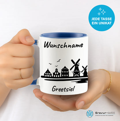 Tasse in Cambridge Blau 330ml bedruckt mit der Skyline von Greetsiel personalisierbar mit Wunschname