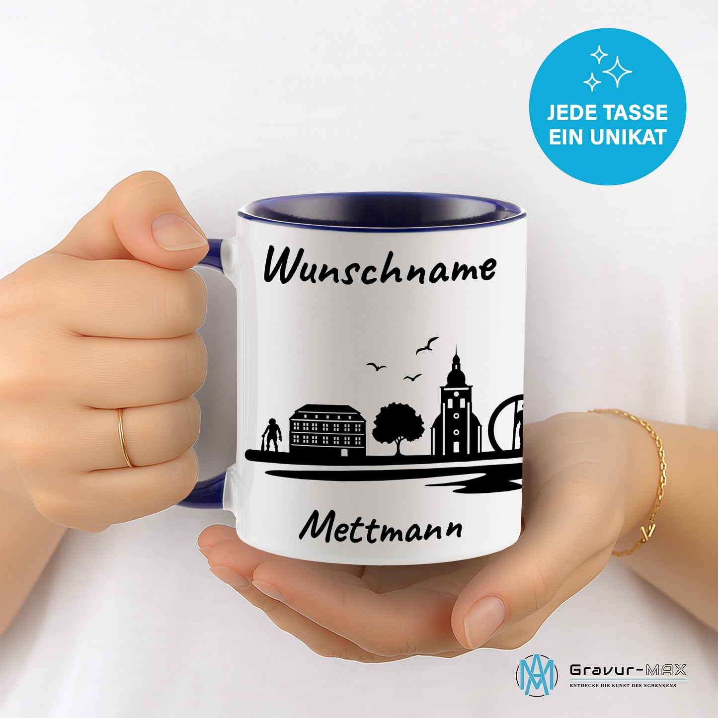 Tasse in Dunkelblau 330ml bedruckt mit der Skyline von Mettmann personalisierbar mit Wunschname