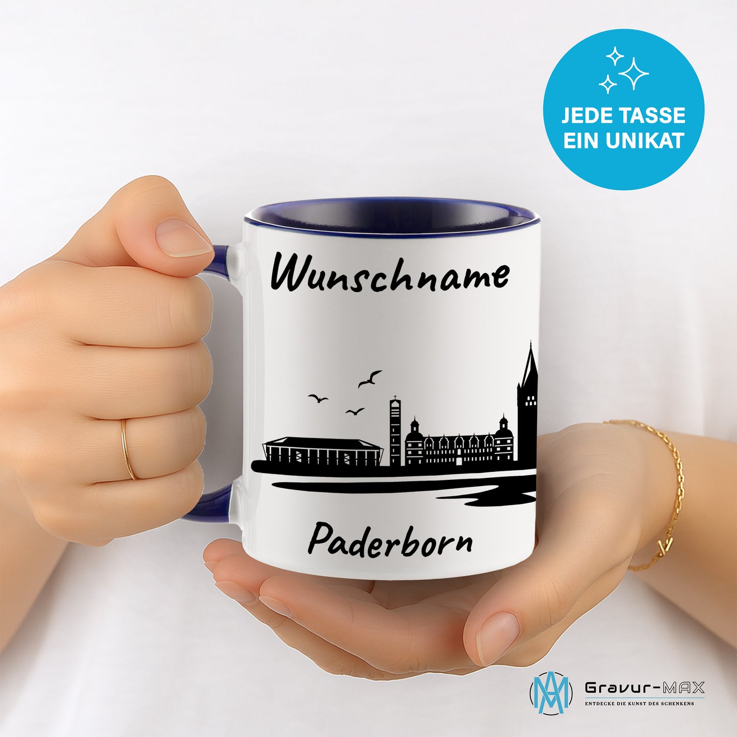 Tasse in Dunkelblau 330ml bedruckt mit der Skyline von Paderborn personalisierbar mit Wunschname