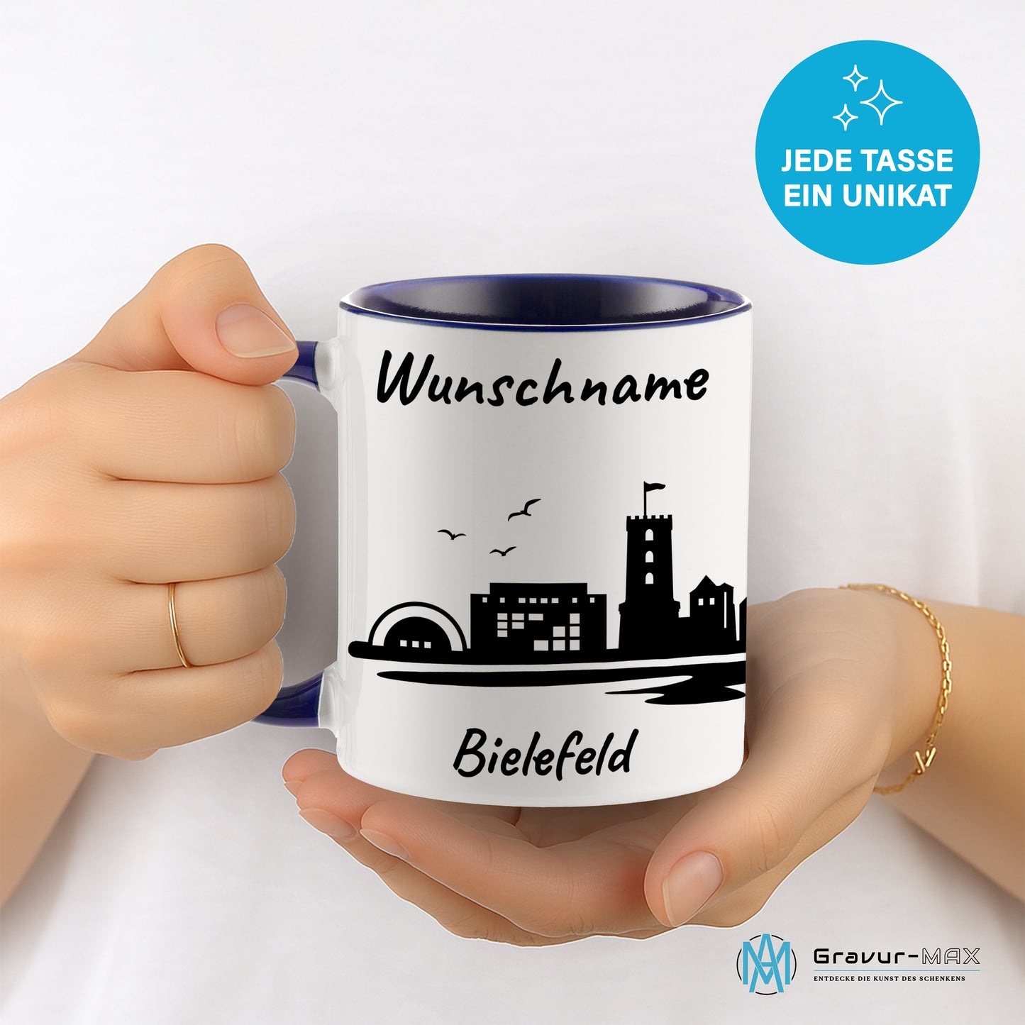 Tasse in Dunkelblau 330ml bedruckt mit der Skyline von Bielefeld personalisierbar mit Wunschname