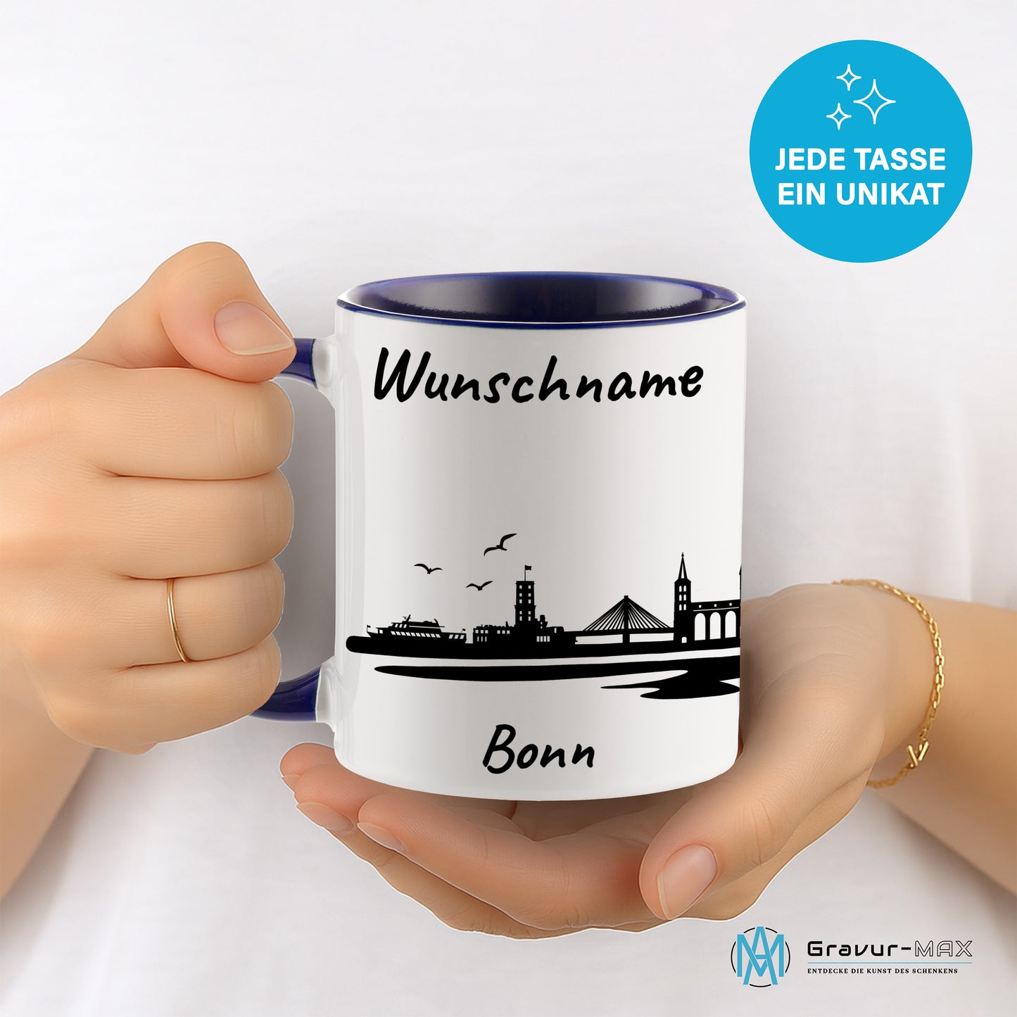 Tasse in Dunkelblau 330ml bedruckt mit der Skyline von Bonn personalisierbar mit Wunschname